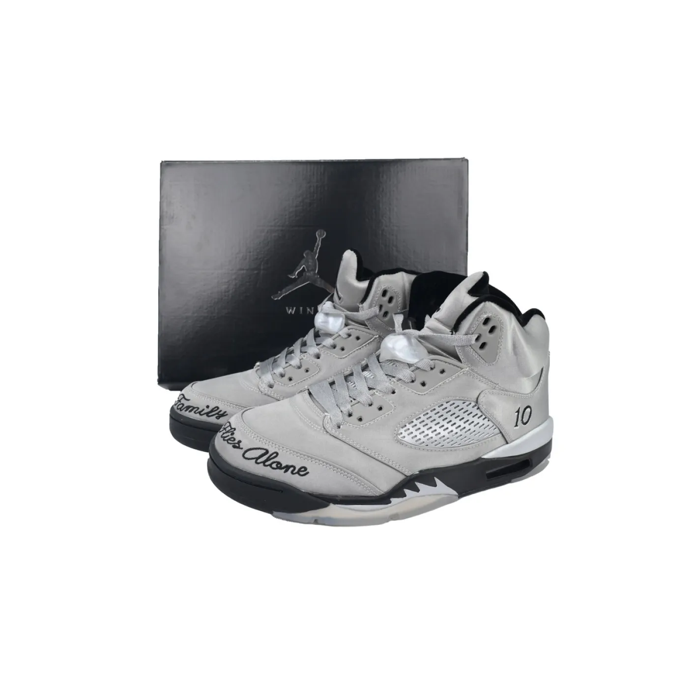 Air Jordan 5 Retro Wings IO2038-001