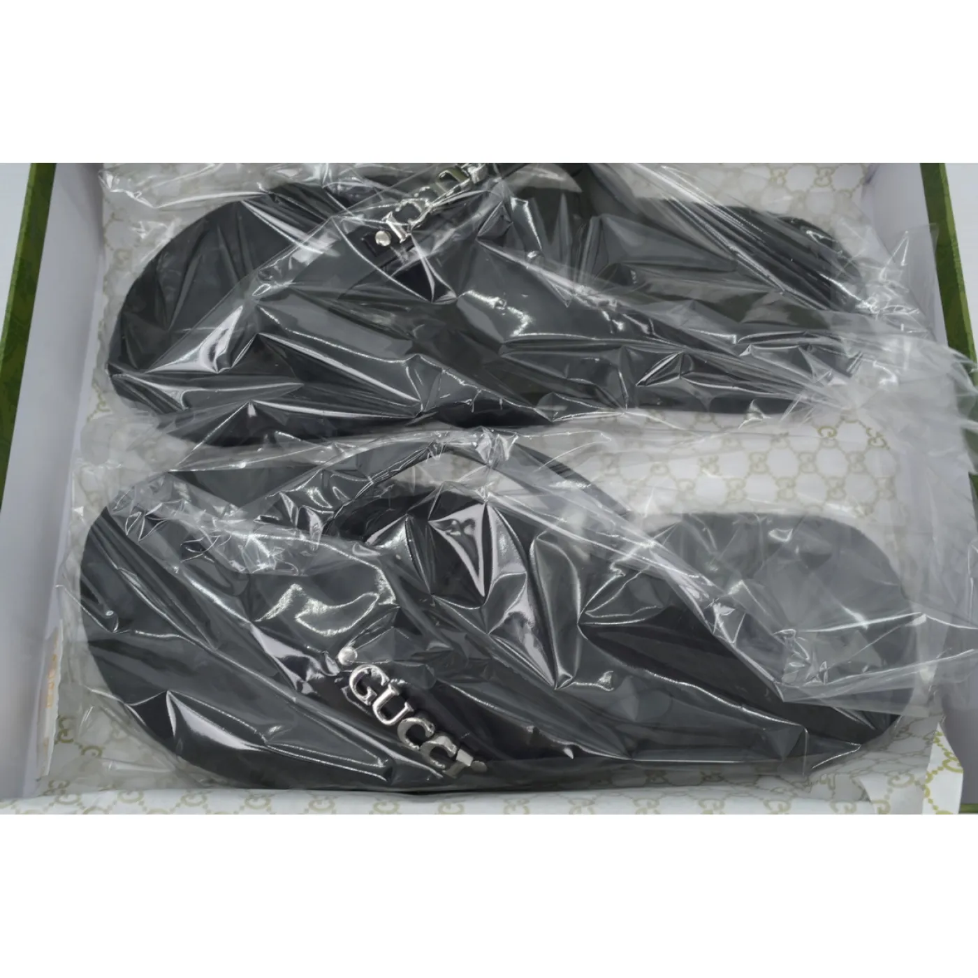 Gucci Slippers Silver Black