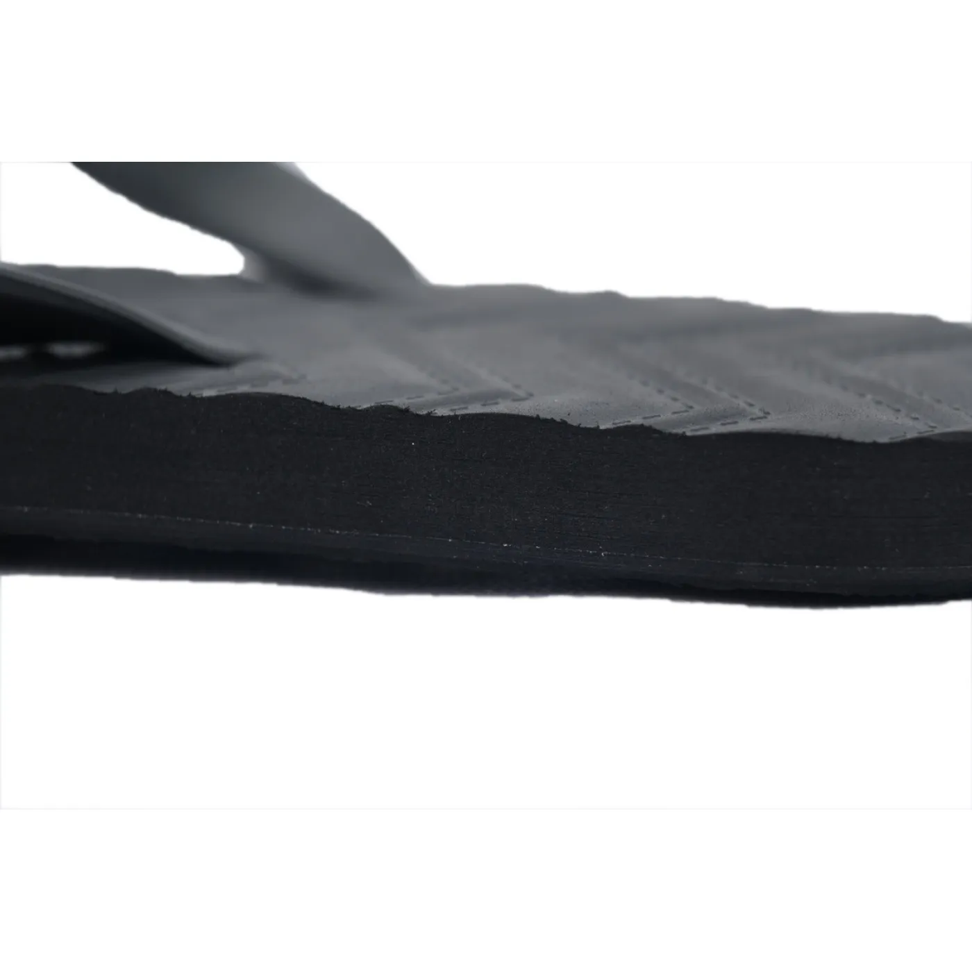 Gucci Slippers Silver Black