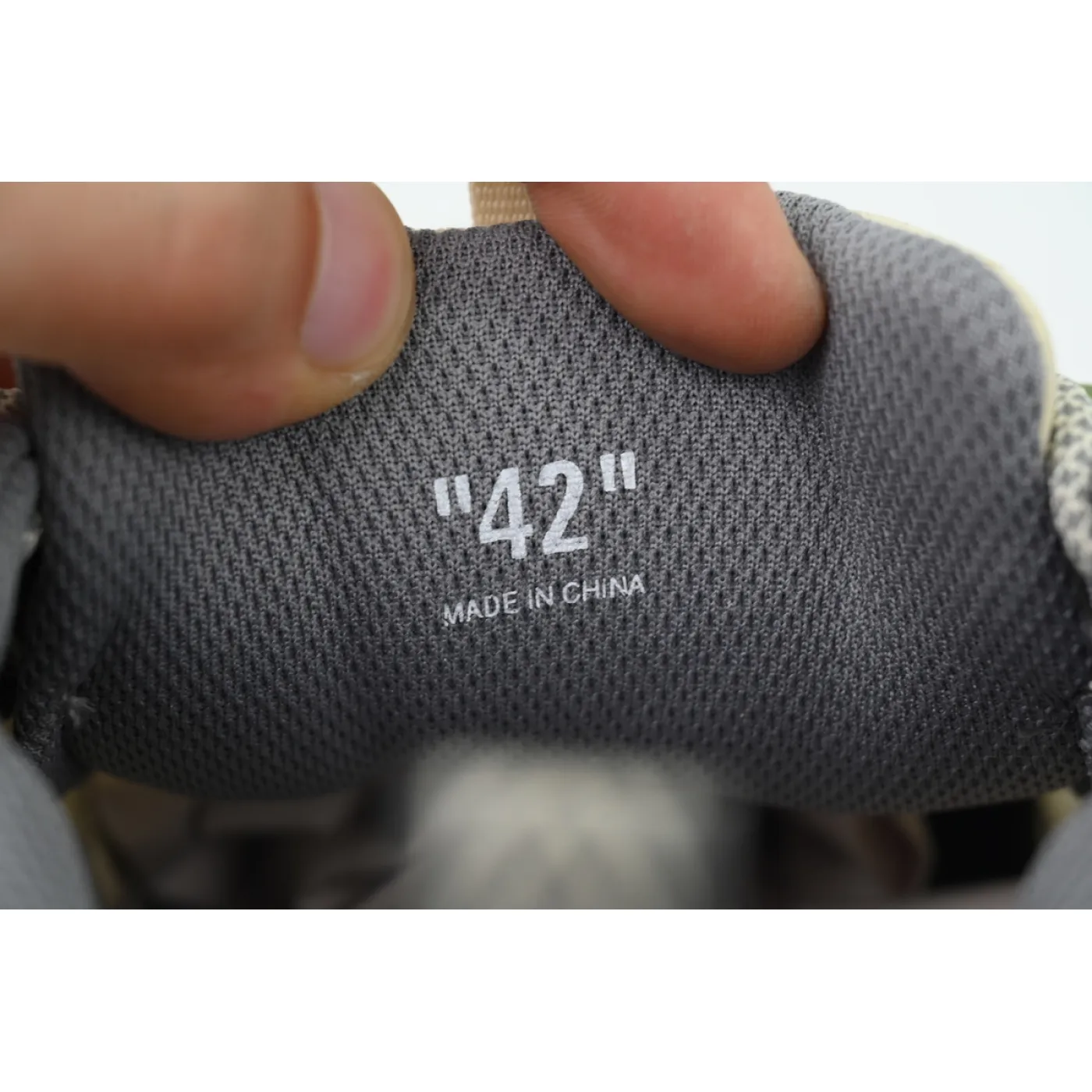 Off-White Be Right Back Military Green Grey OMIA295F24 FAB001 0038