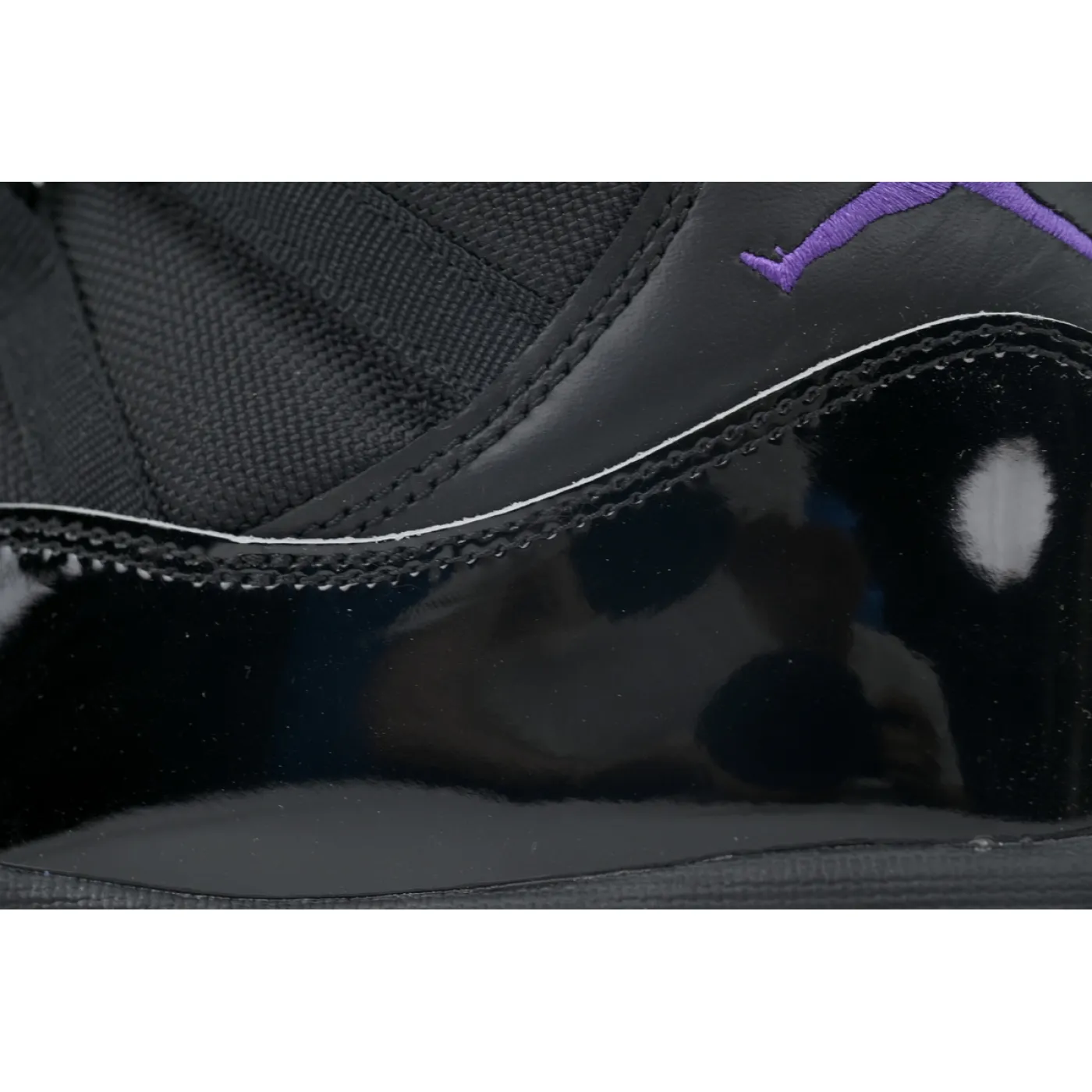 Air Jordan 11 Retro Clown CT8012-003