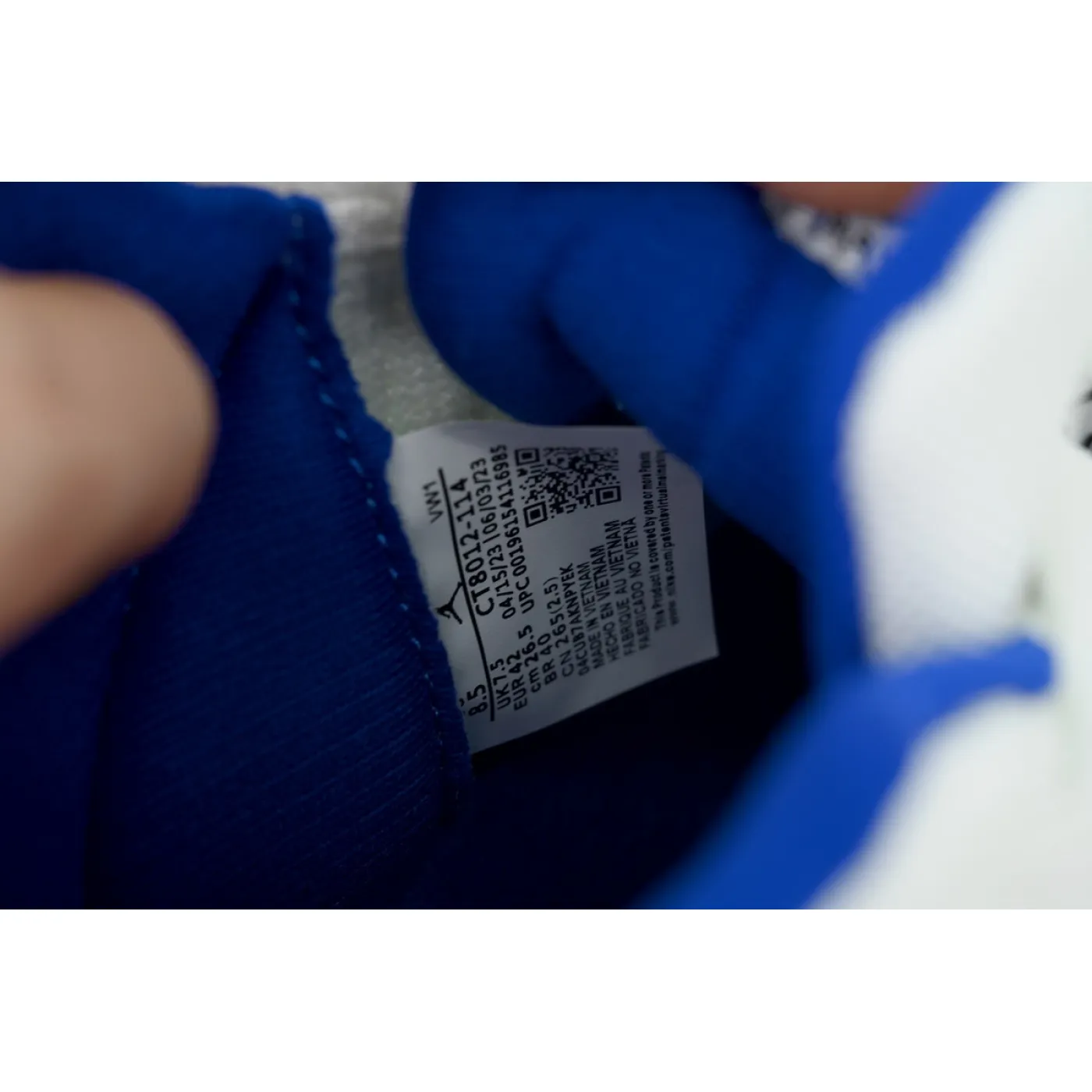 Air Jordan 11 Retro Royal Blue CT8012-114