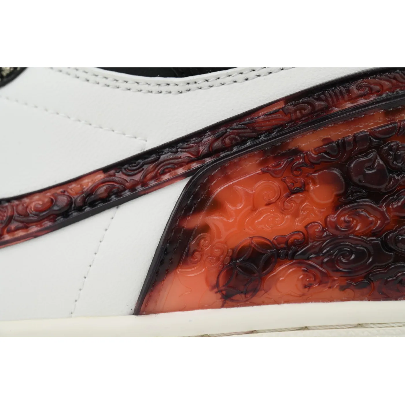 Air Jordan 1 Retro High OG Year of the Snake IB3165-091