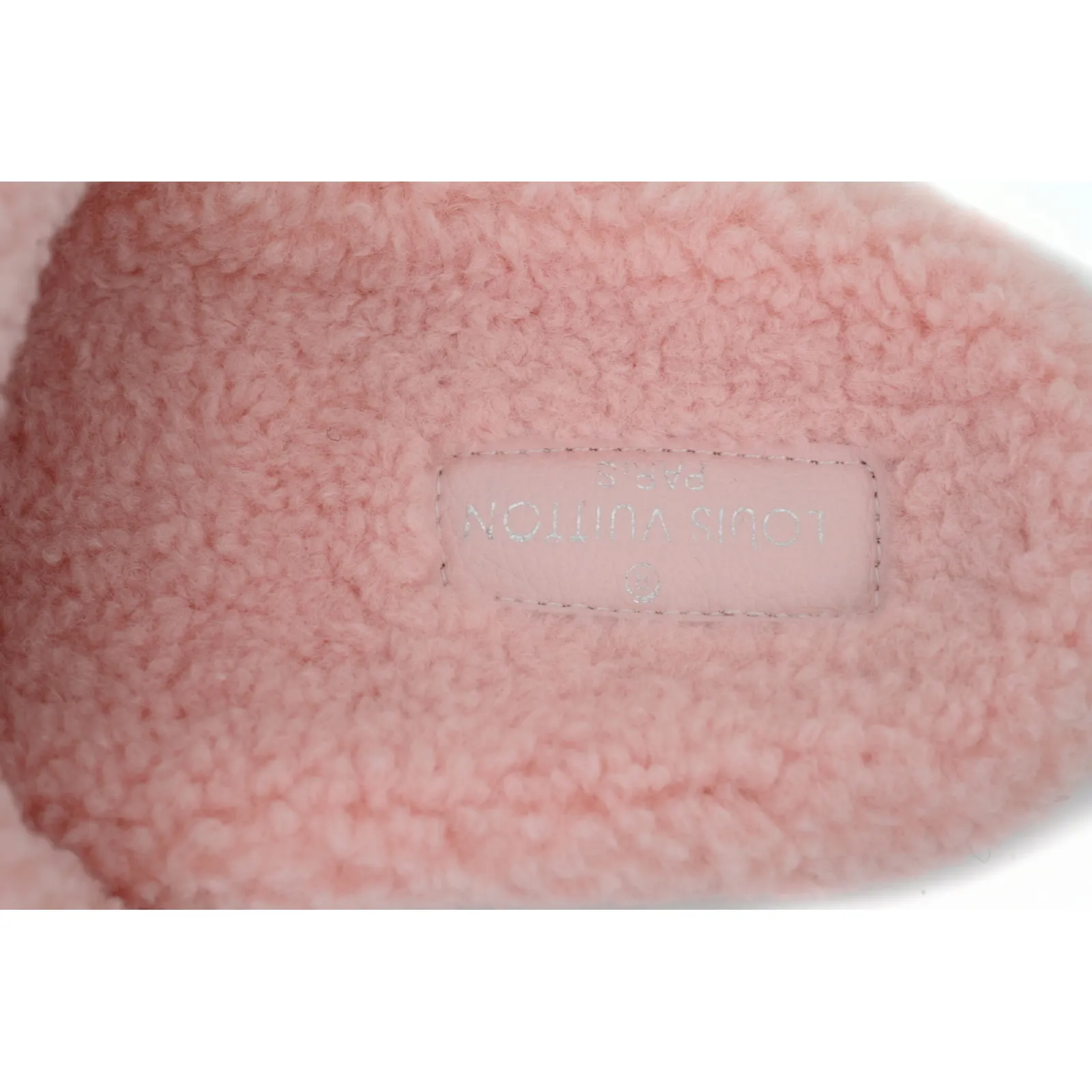Louis Vuitton Bom Dia Shearling Flate Slippers Pink
