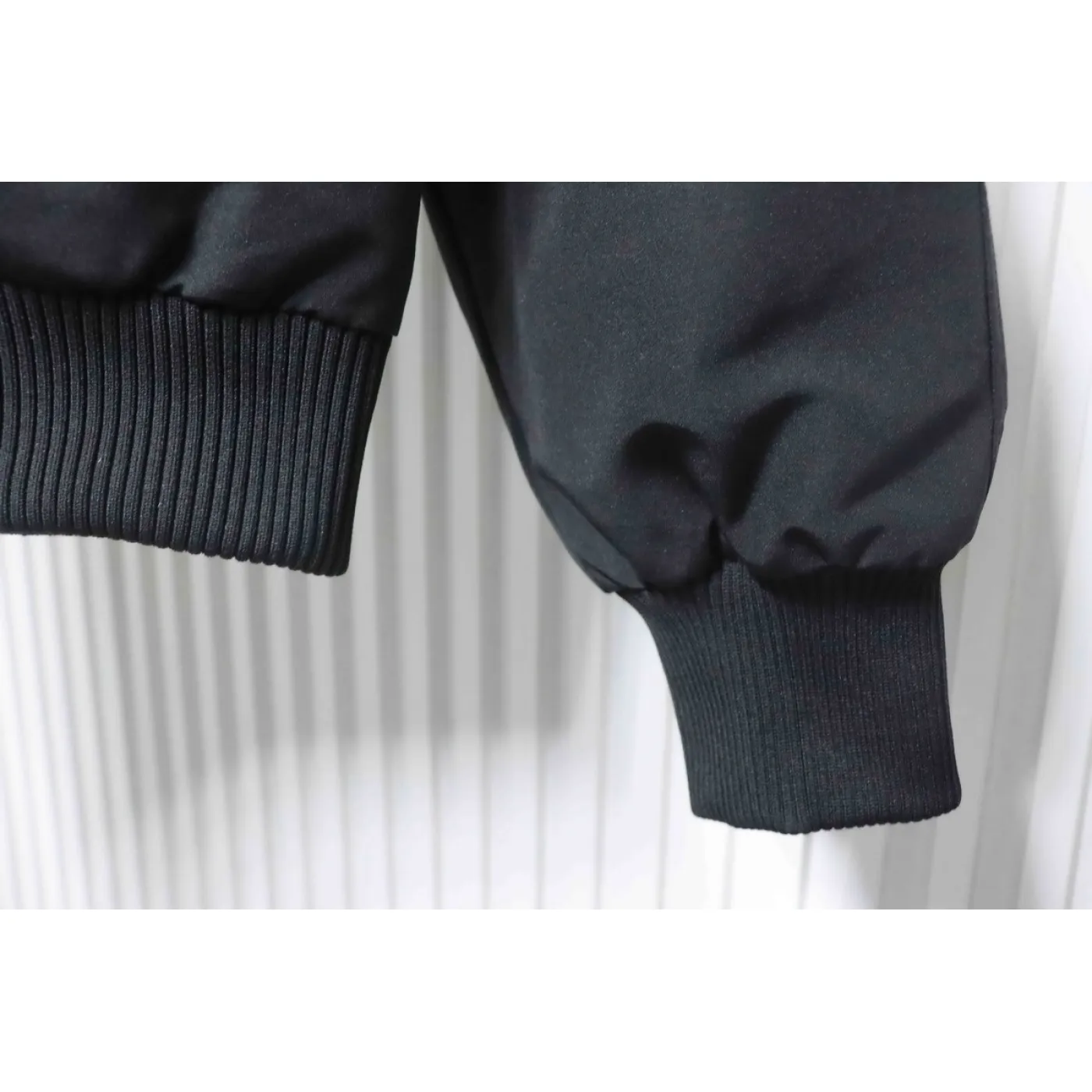 Canada Goose Chilliwack Bomber Jacket Short Down Jacket PBI Black