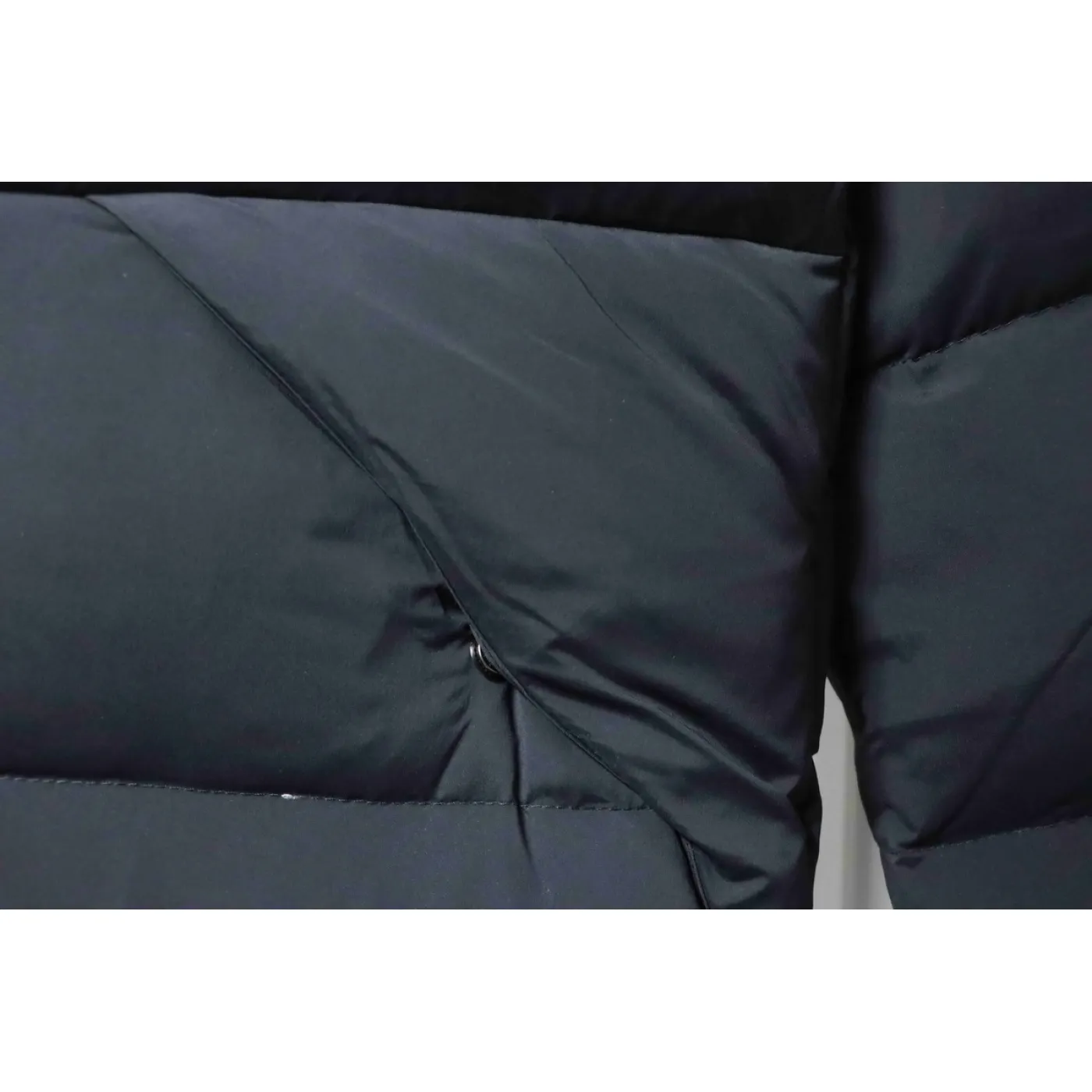 Moncler Black Madeira Hooded Short Down Jacket