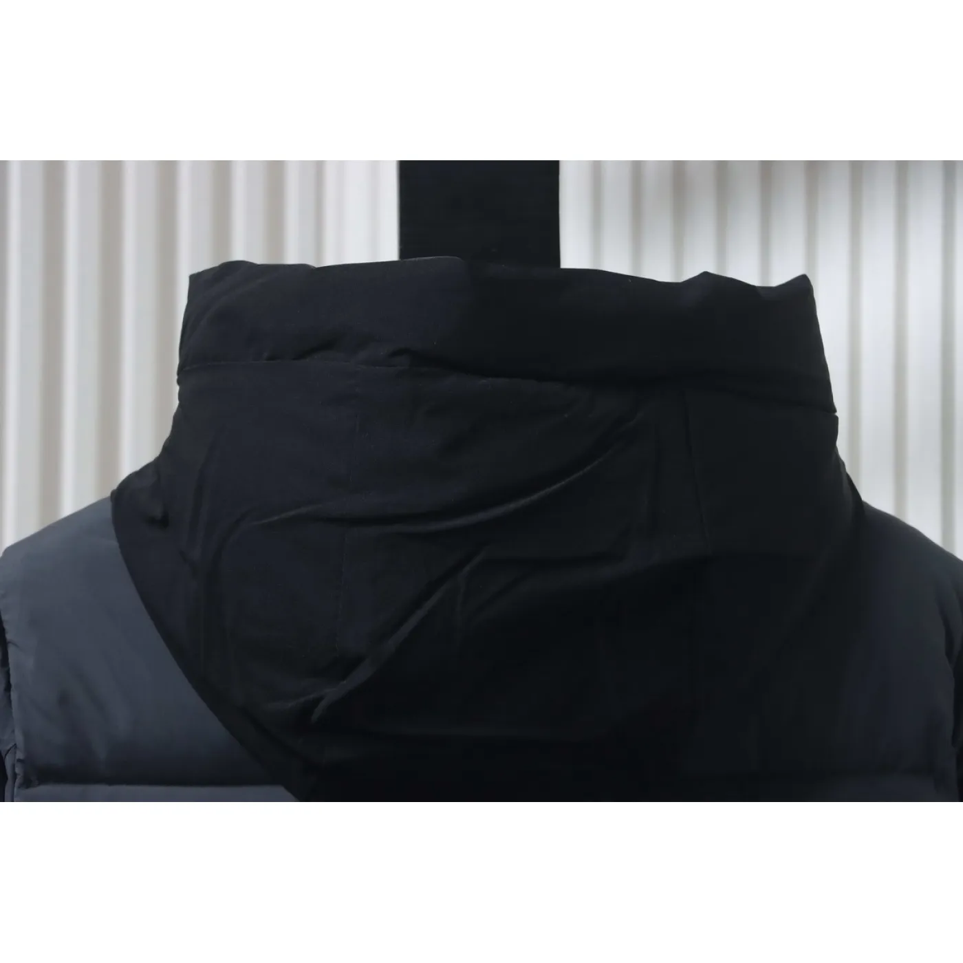 Moncler Black-Gray Madeira Hooded Short Down Jacket