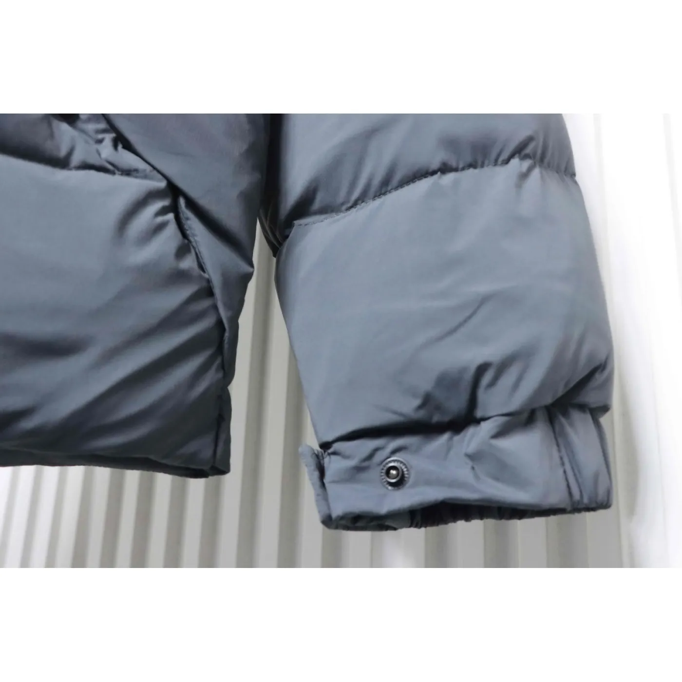 Moncler Black-Gray Madeira Hooded Short Down Jacket