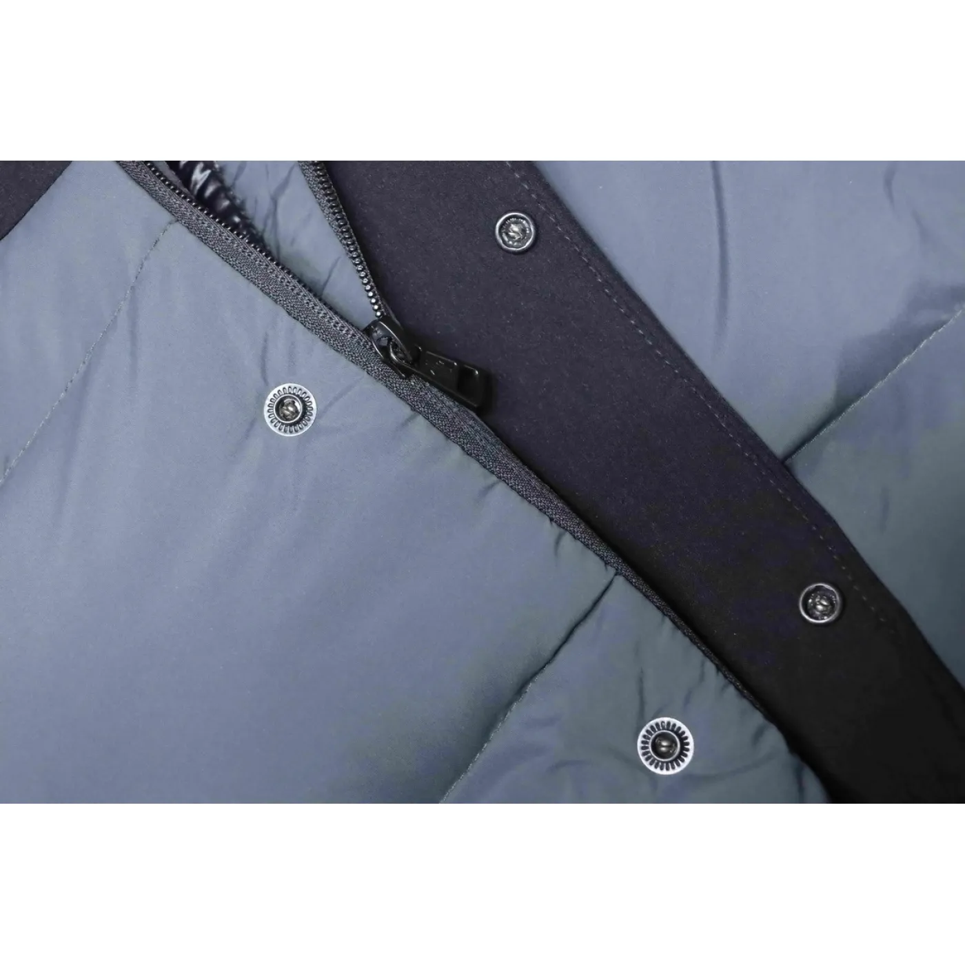 Moncler Black-Gray Madeira Hooded Short Down Jacket