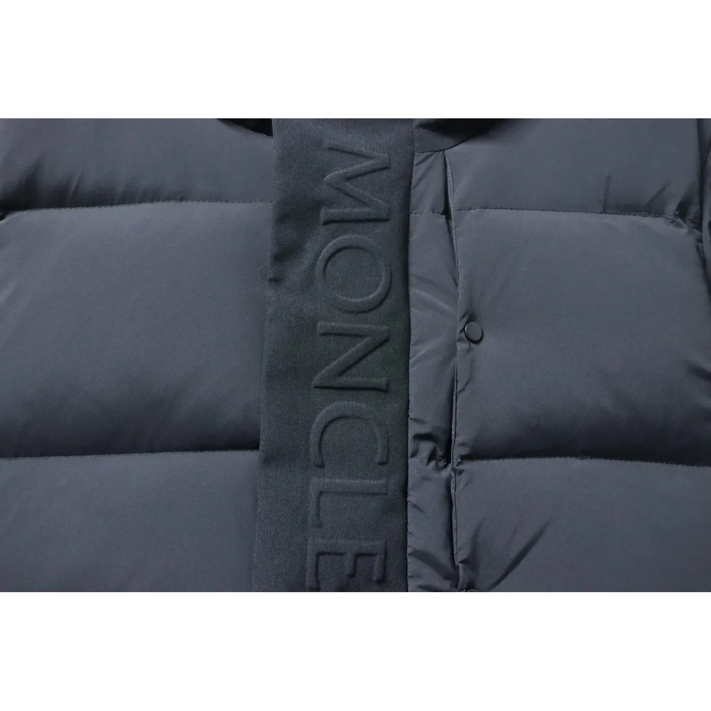 Moncler Black Madeira Hooded Short Down Jacket
