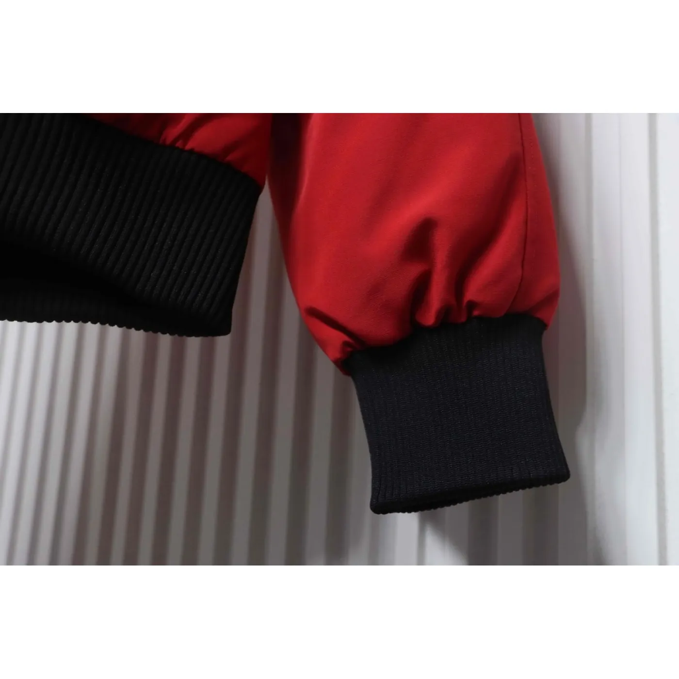 Canada Goose Chilliwack Bomber Jacket Short Down Jacket PBI Red