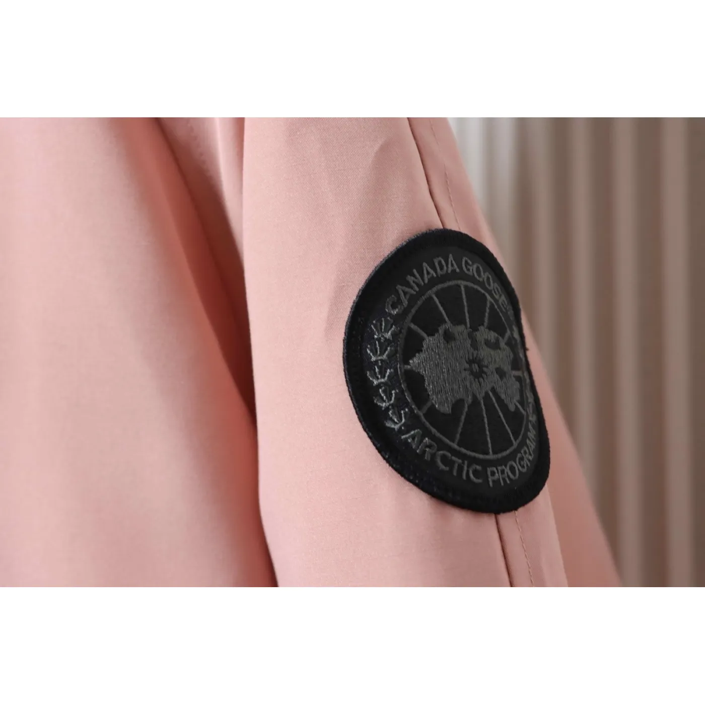 Canada Goose Chilliwack Bomber Jacket Short Down Jacket PBI Pink