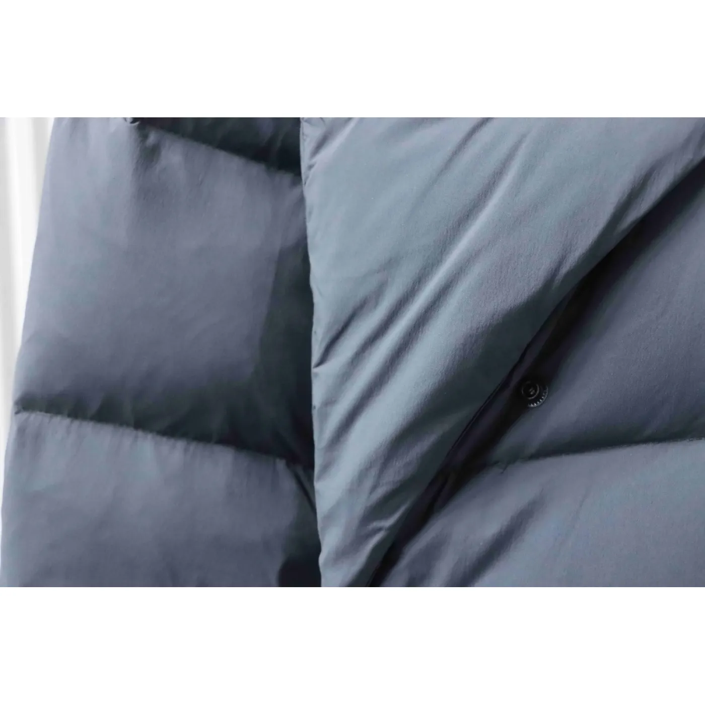 Moncler Black-Gray Madeira Hooded Short Down Jacket