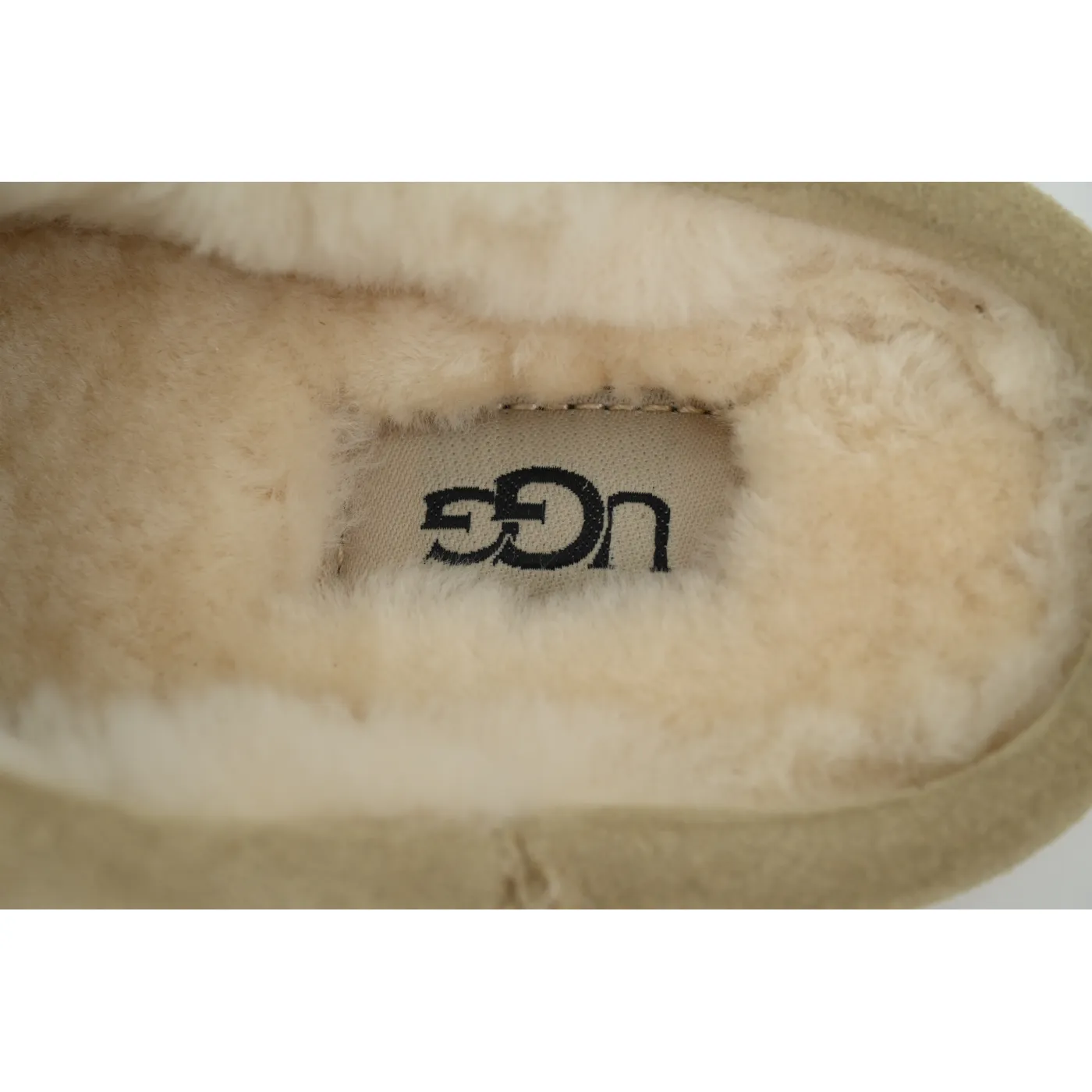 UGG Elea Slip-On (Women's) Sand