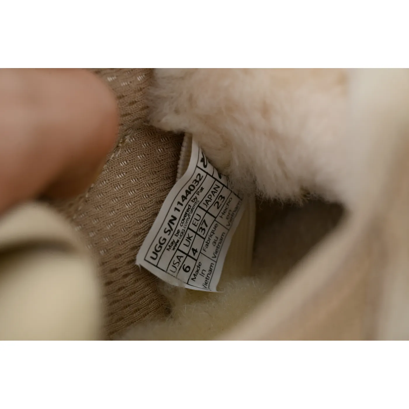 UGG Lowmel Sneaker Maroon