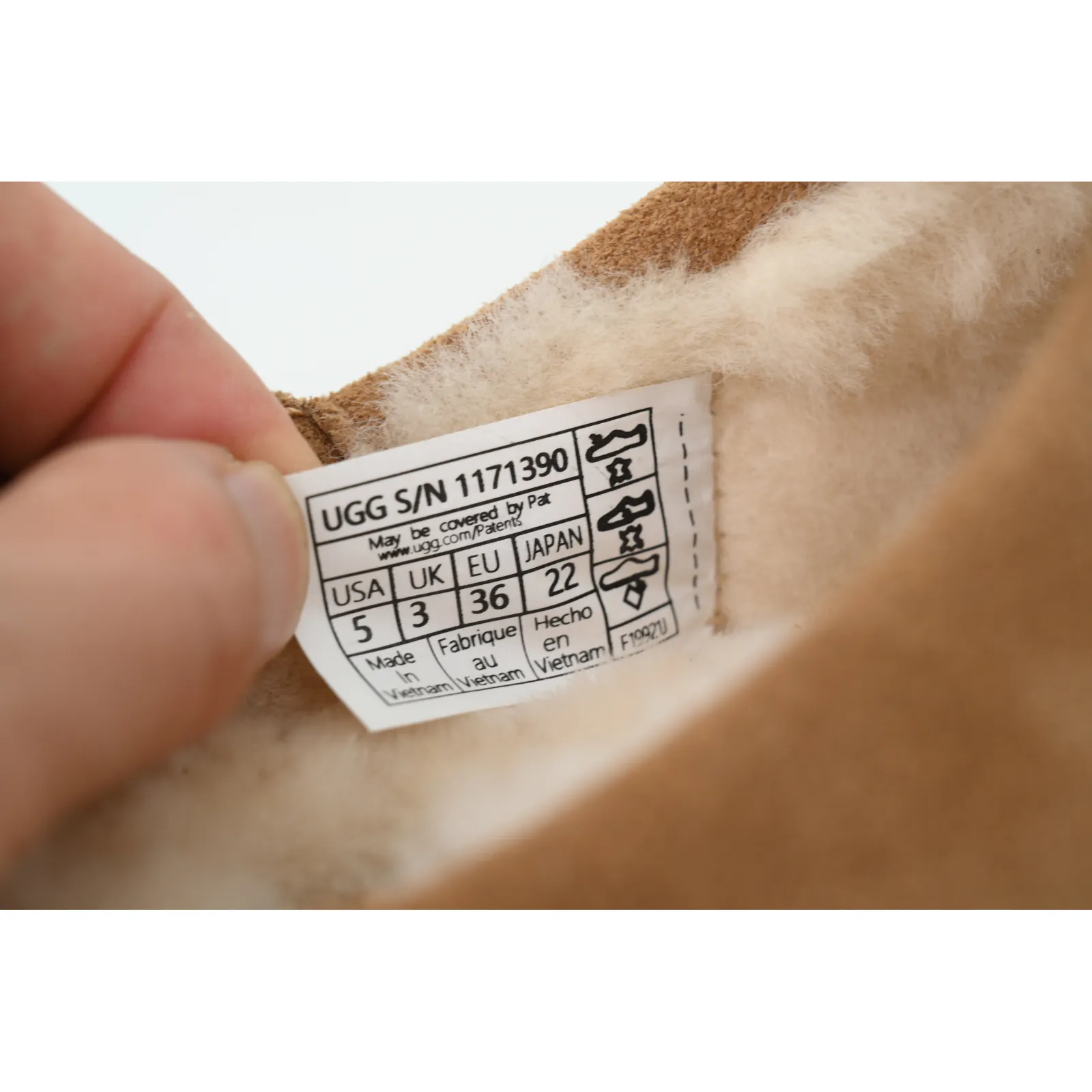 UGG Elea Slip-On (Women's) Maroon