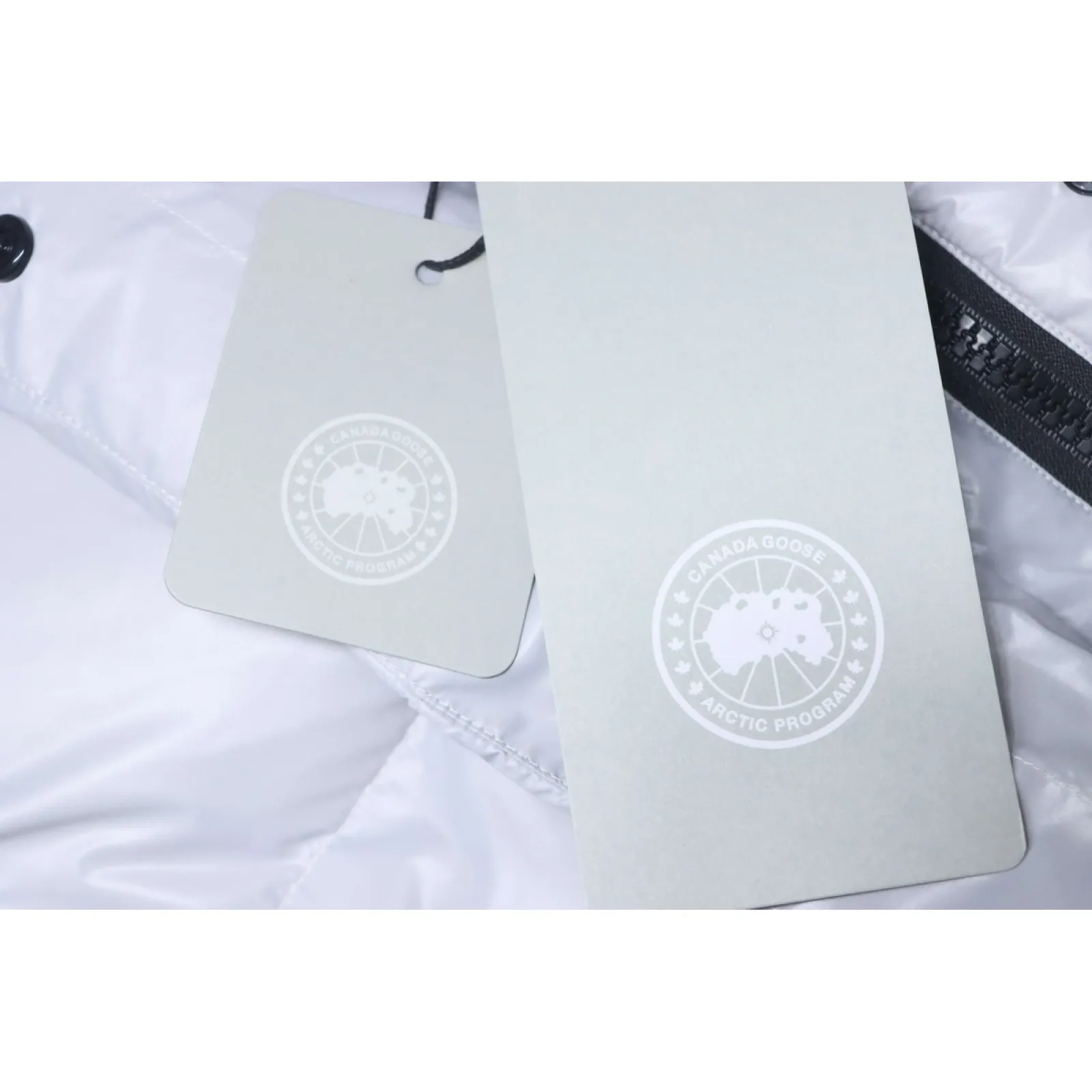 Canada goose Short Large Plaid Puff Down Jacket