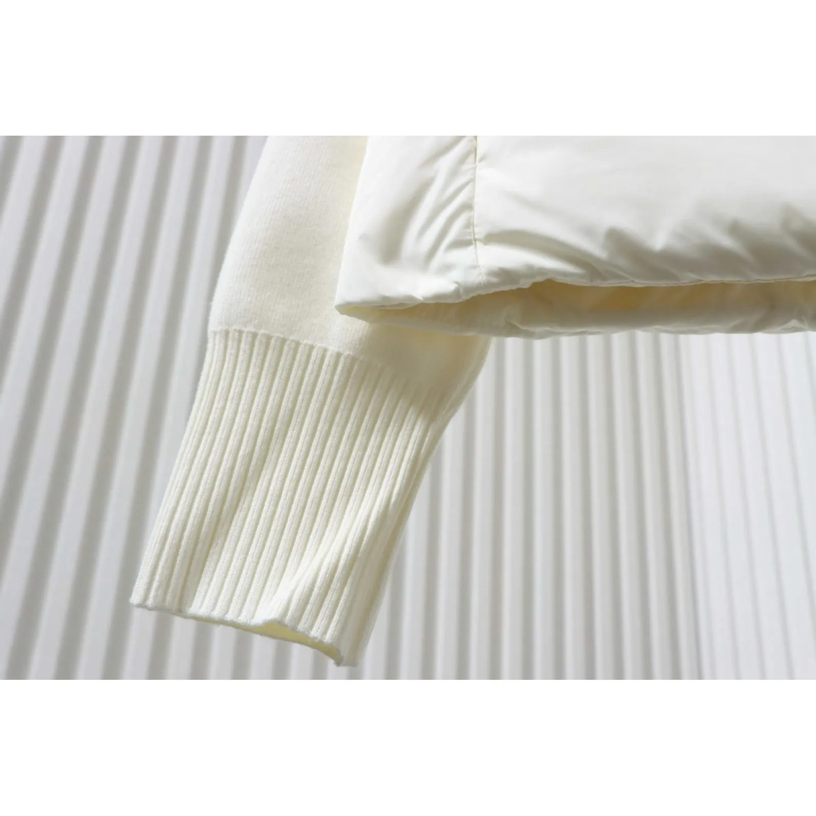 Canada goose Plaid Hooded Knitted Jacket White