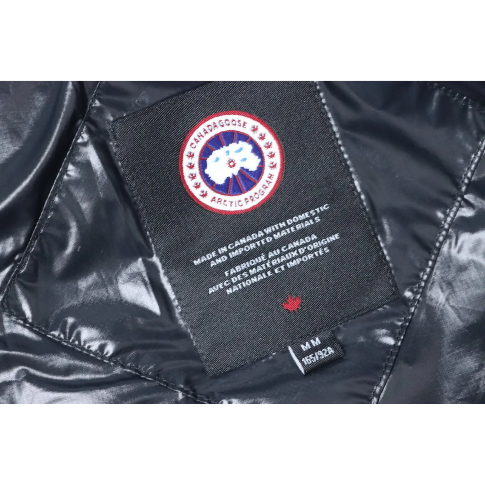 Canada goose Short Large Plaid Puff Down Jacket Black