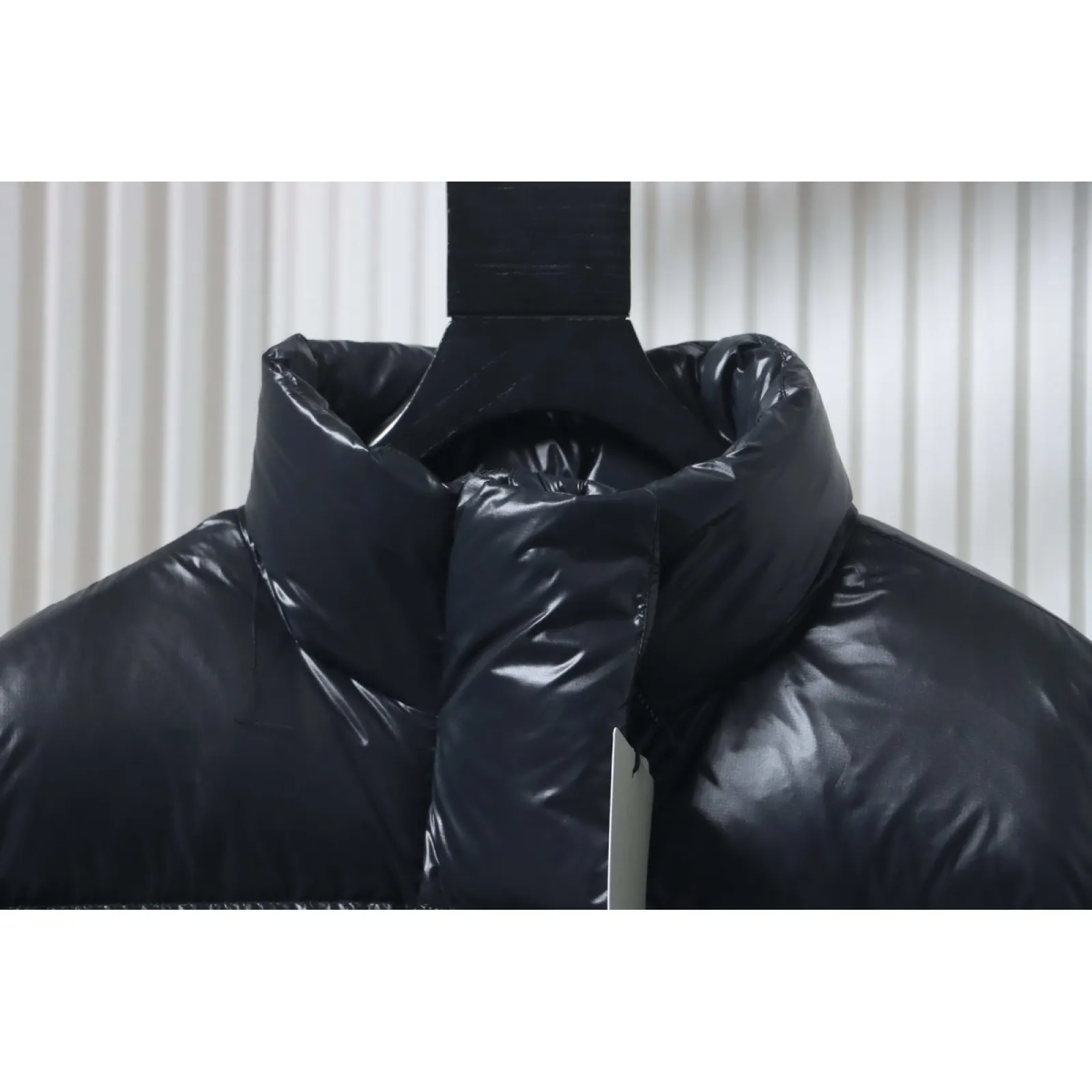 Canada goose Short Large Plaid Puff Down Jacket Black