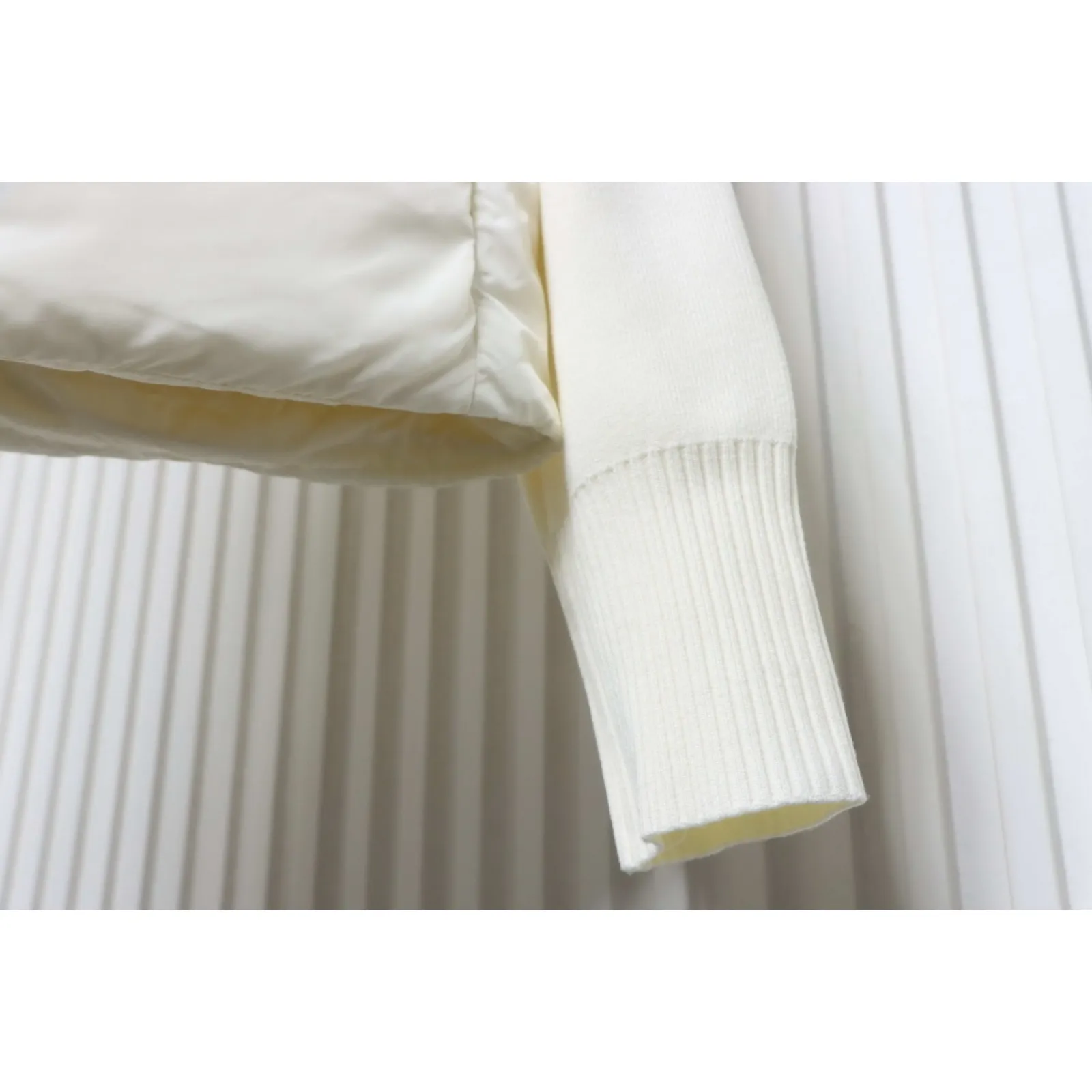 Canada goose Plaid Hooded Knitted Jacket White