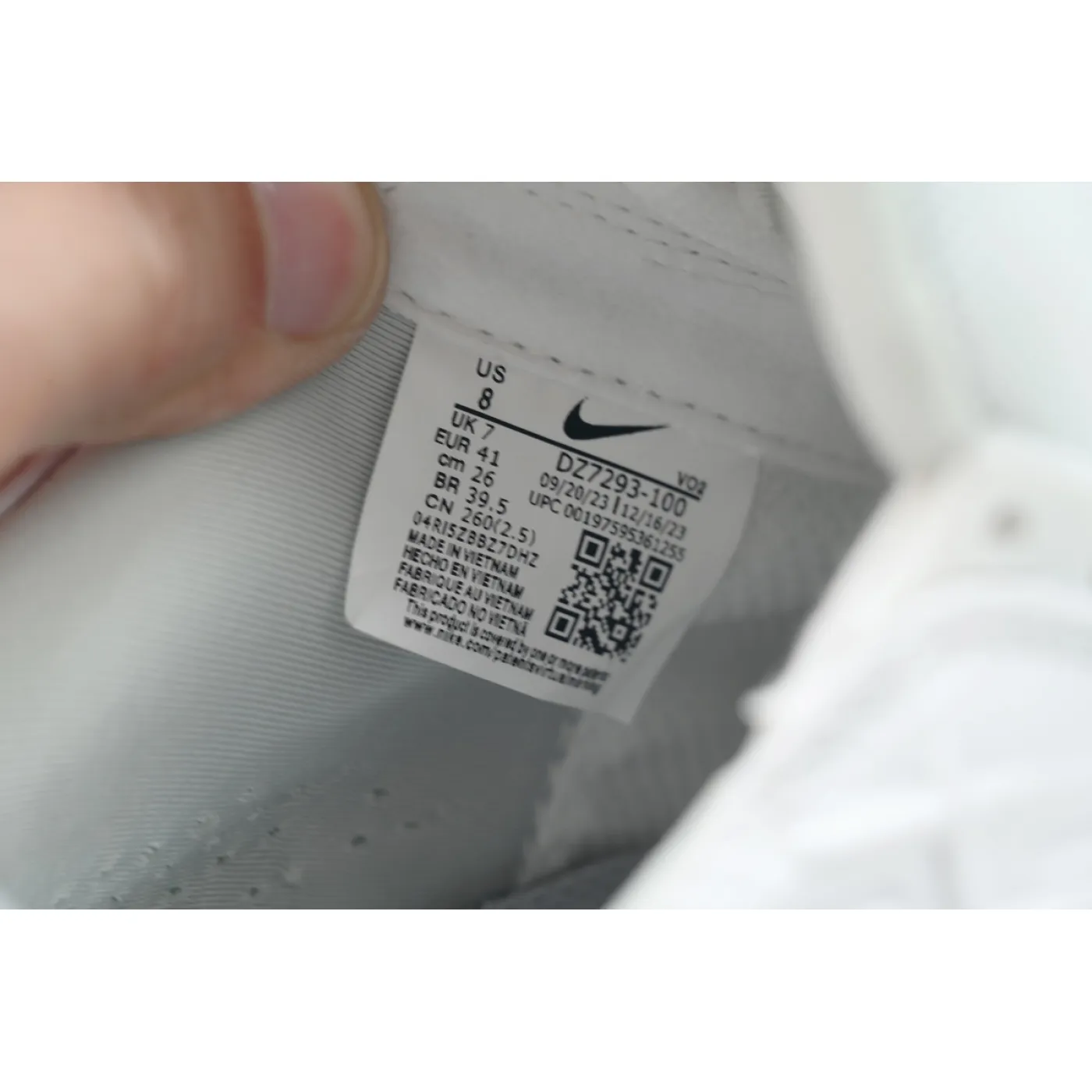 Nike Hot Step 2 Drake x NOCTA White Chrome University Gold DZ7293-100