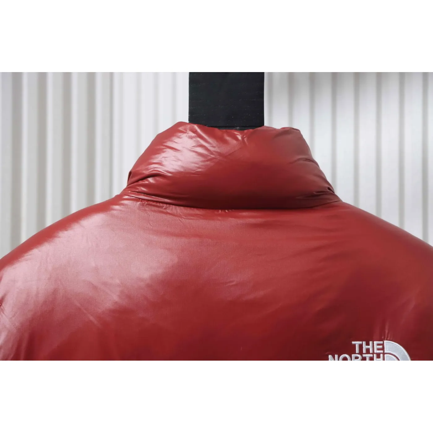 The North Face Nuptse 700 Short Jacket Glossy Red