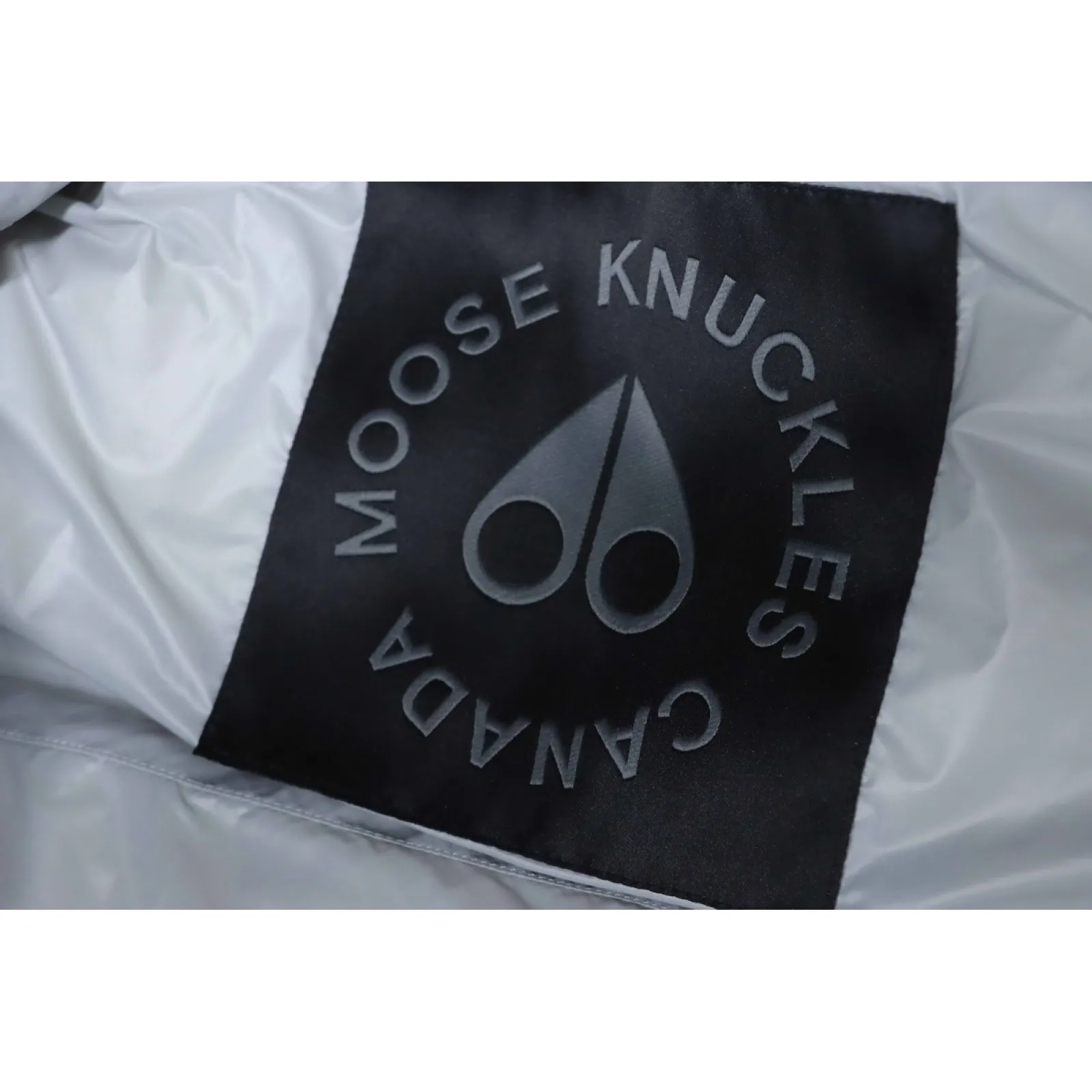 Moose Knuckles Glossy Down Vest Sleeveless Jacket White