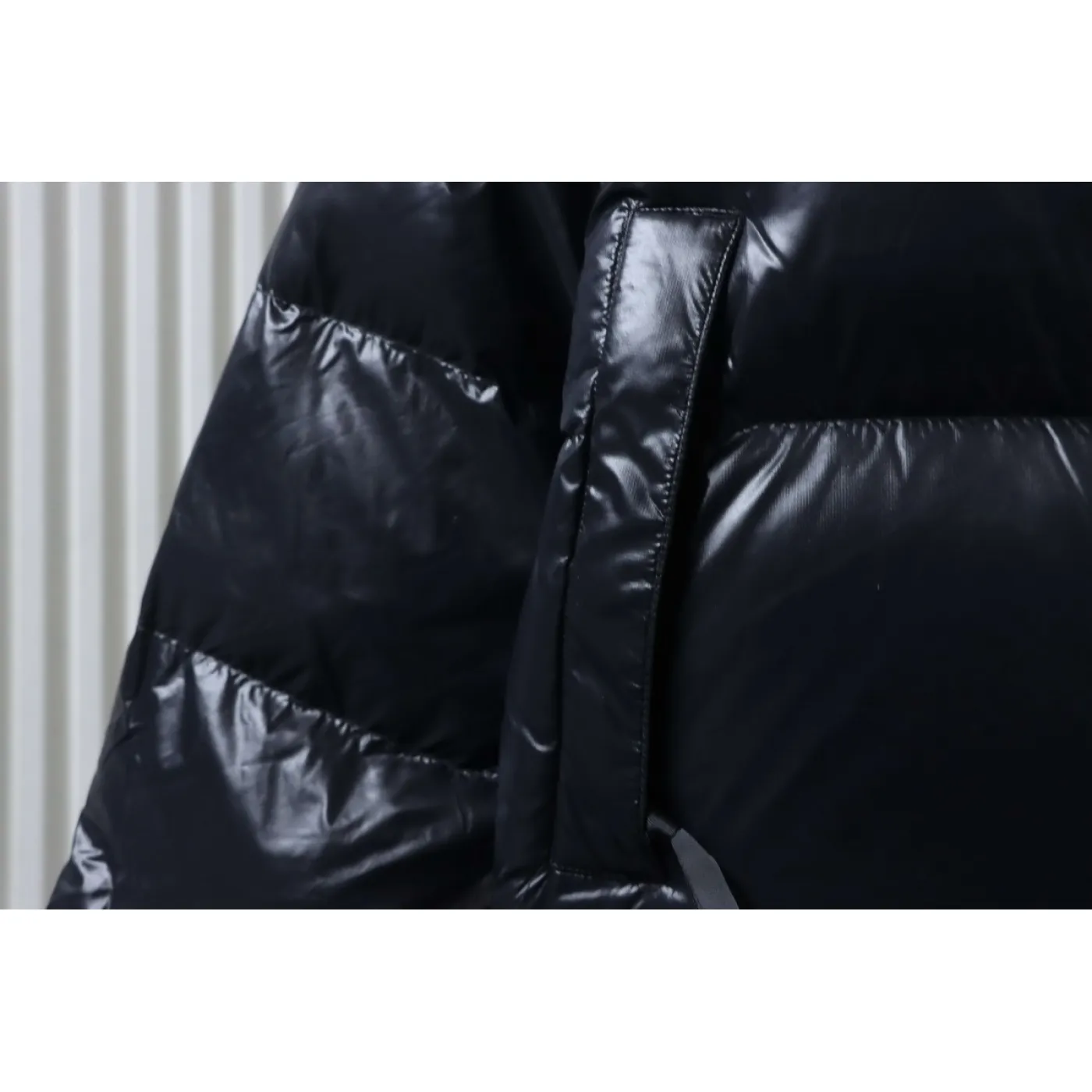 The North Face Nuptse 700 Short Jacket Black