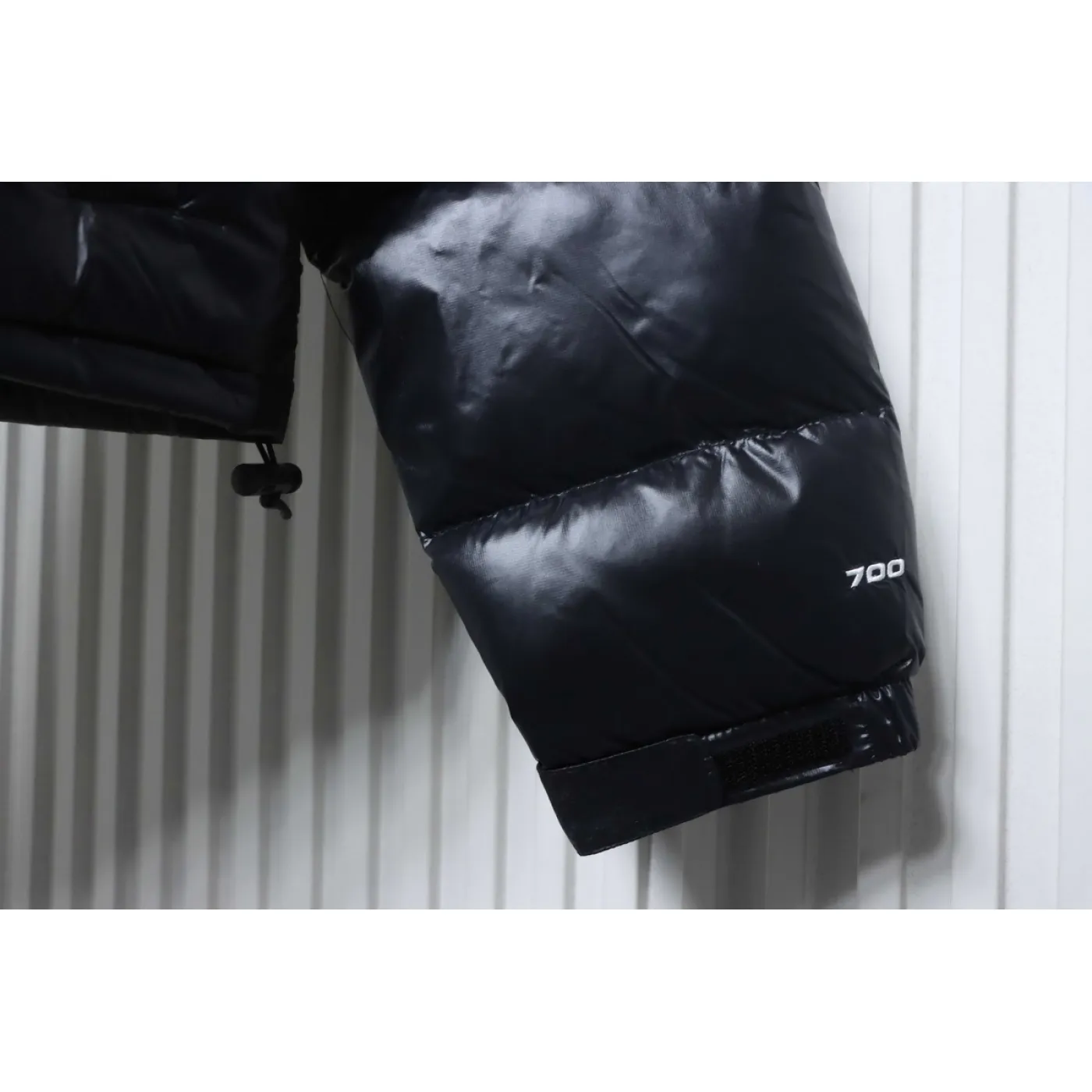 The North Face Nuptse 700 Short Jacket Black