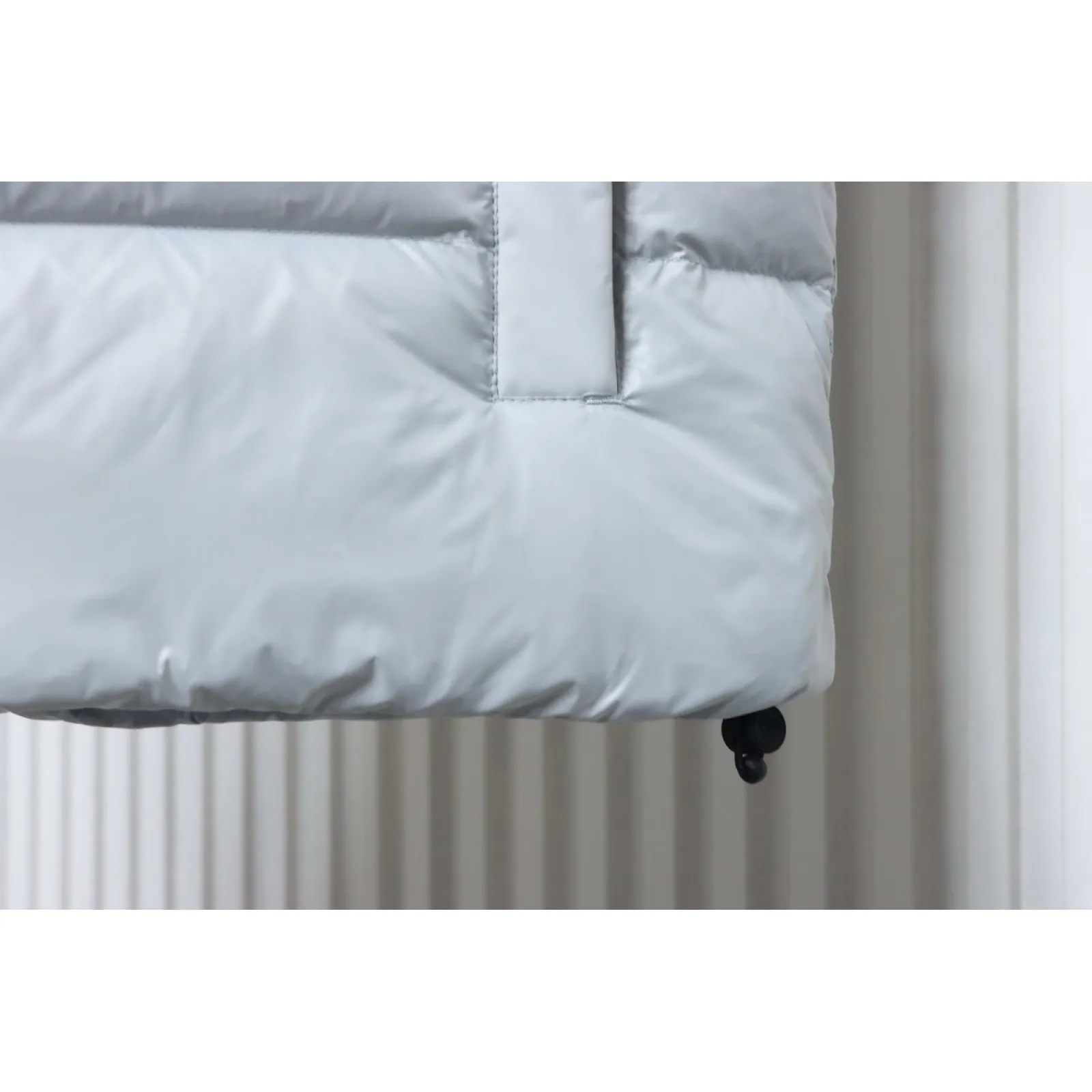 Moose Knuckles Glossy Down Vest Sleeveless Jacket White