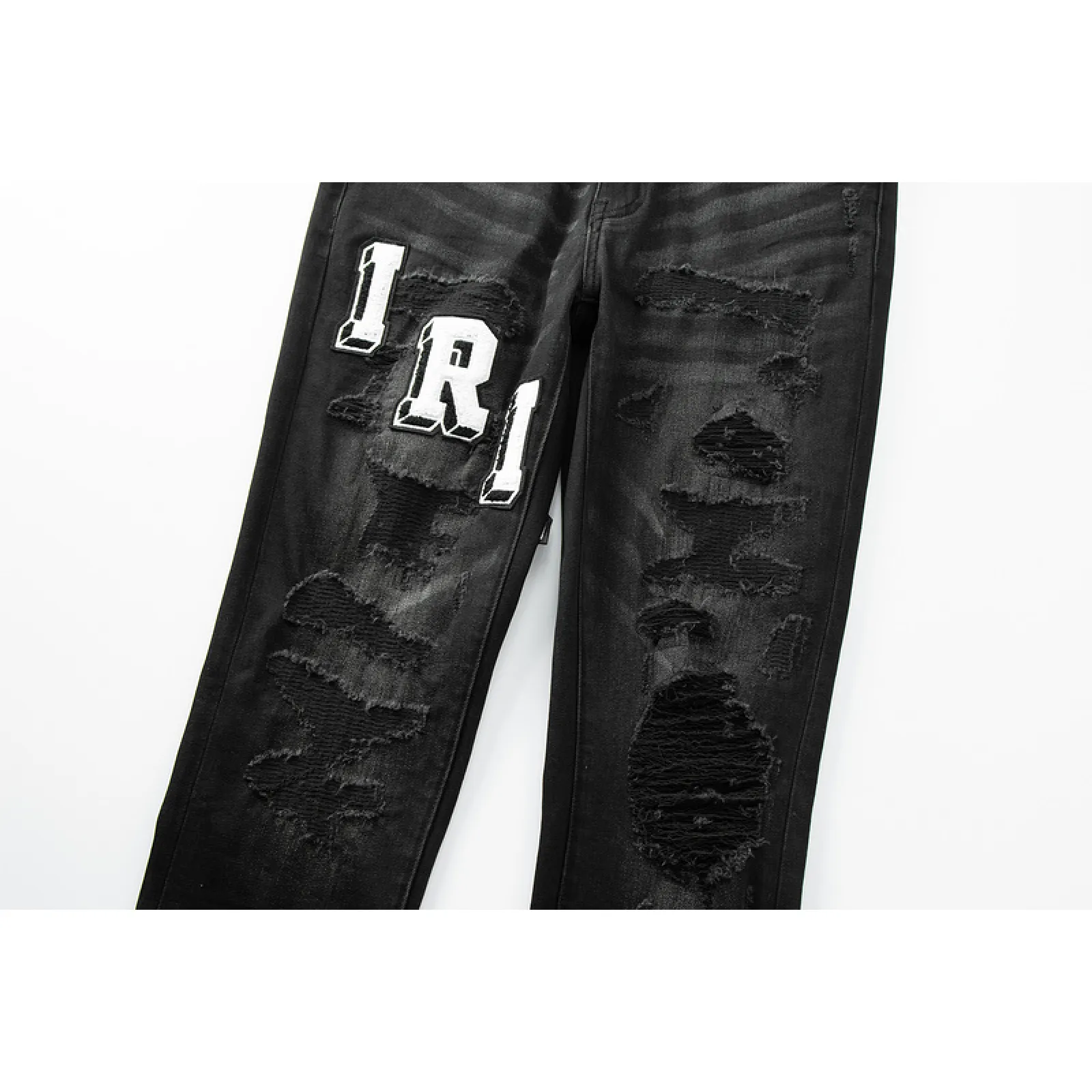 Amiri Jeans 8815