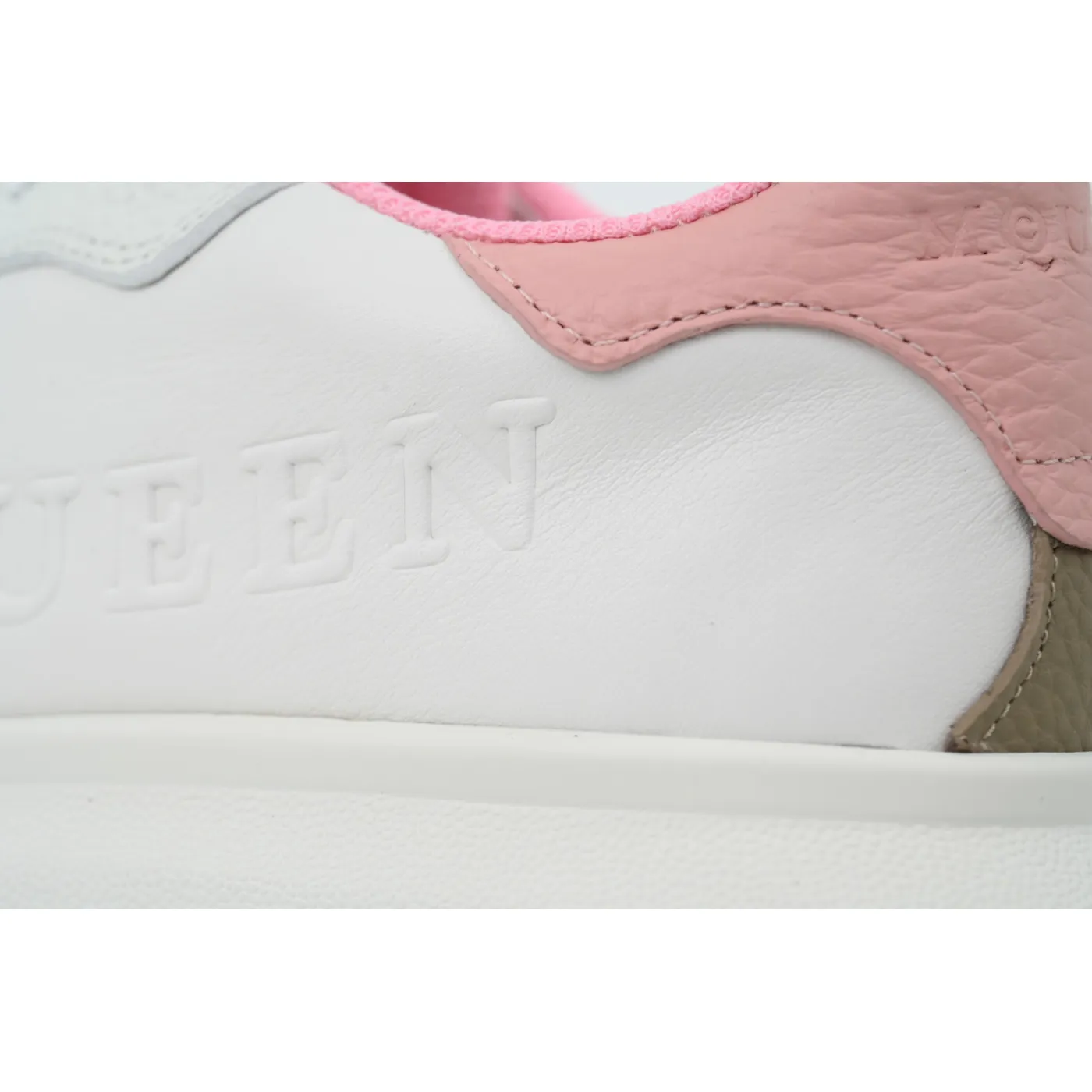 Alexander McQueen Sneaker Pink Tail