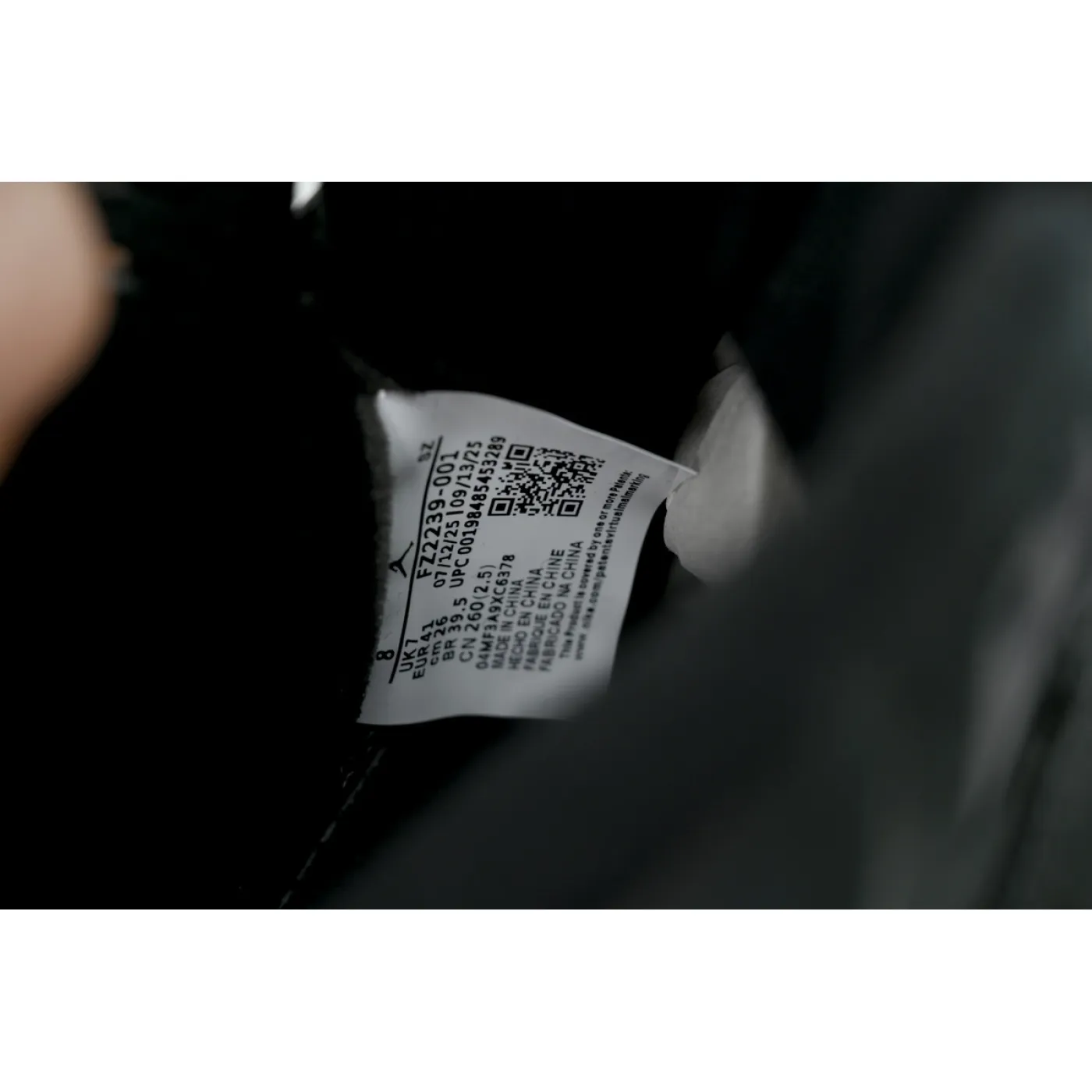 Air Jordan 5 Retro Black Cat FZ2239-001