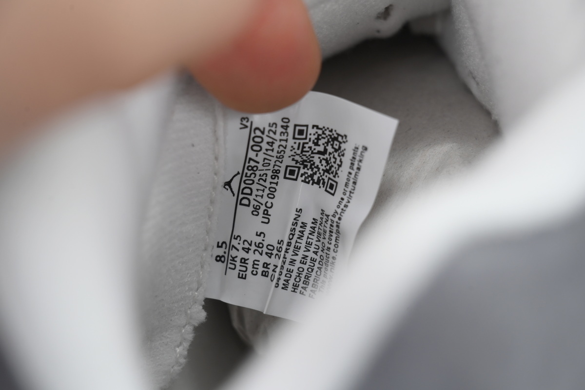 Air Jordan 5 Retro Wolf Grey (2026) DD0587-002