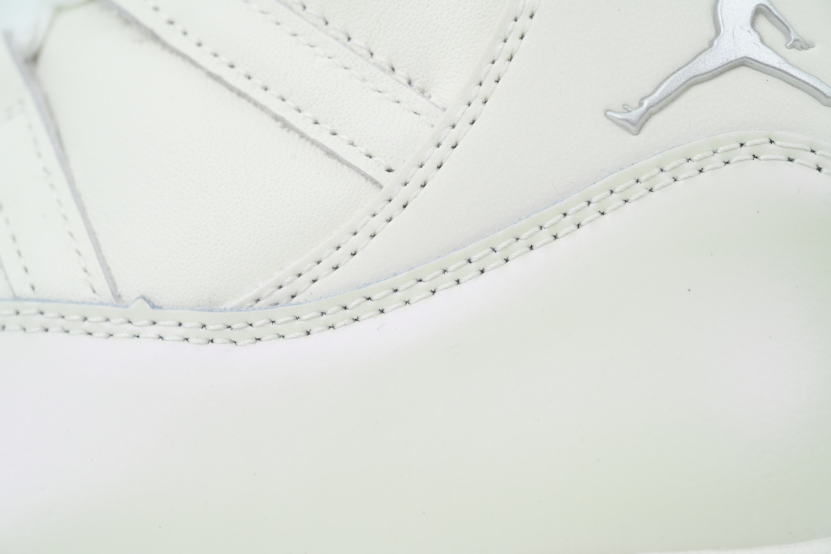 Air Jordan 11 Retro Grand Finale AR0715-110