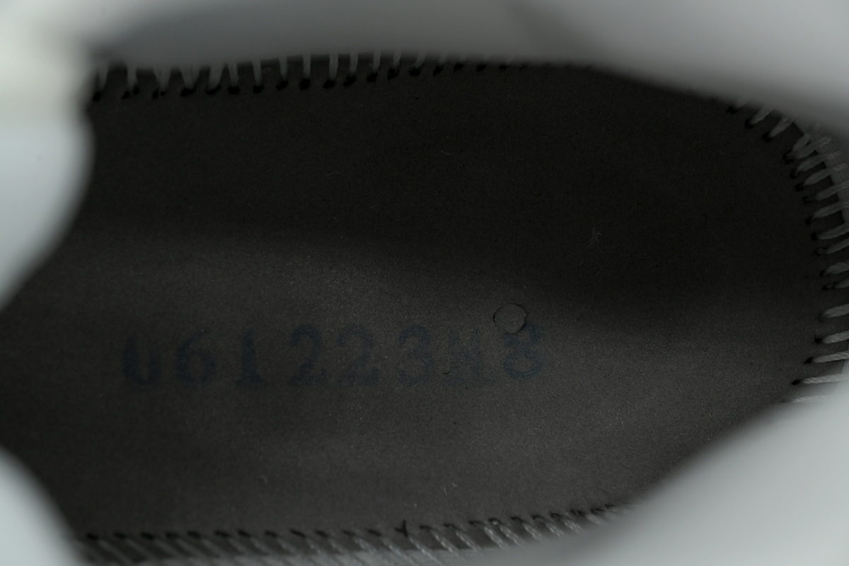 Air Jordan 11 Retro Grand Finale AR0715-110