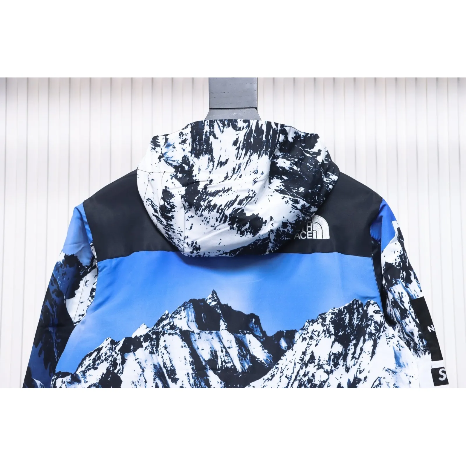 The North Face Mountain Parka Blue White Jacket