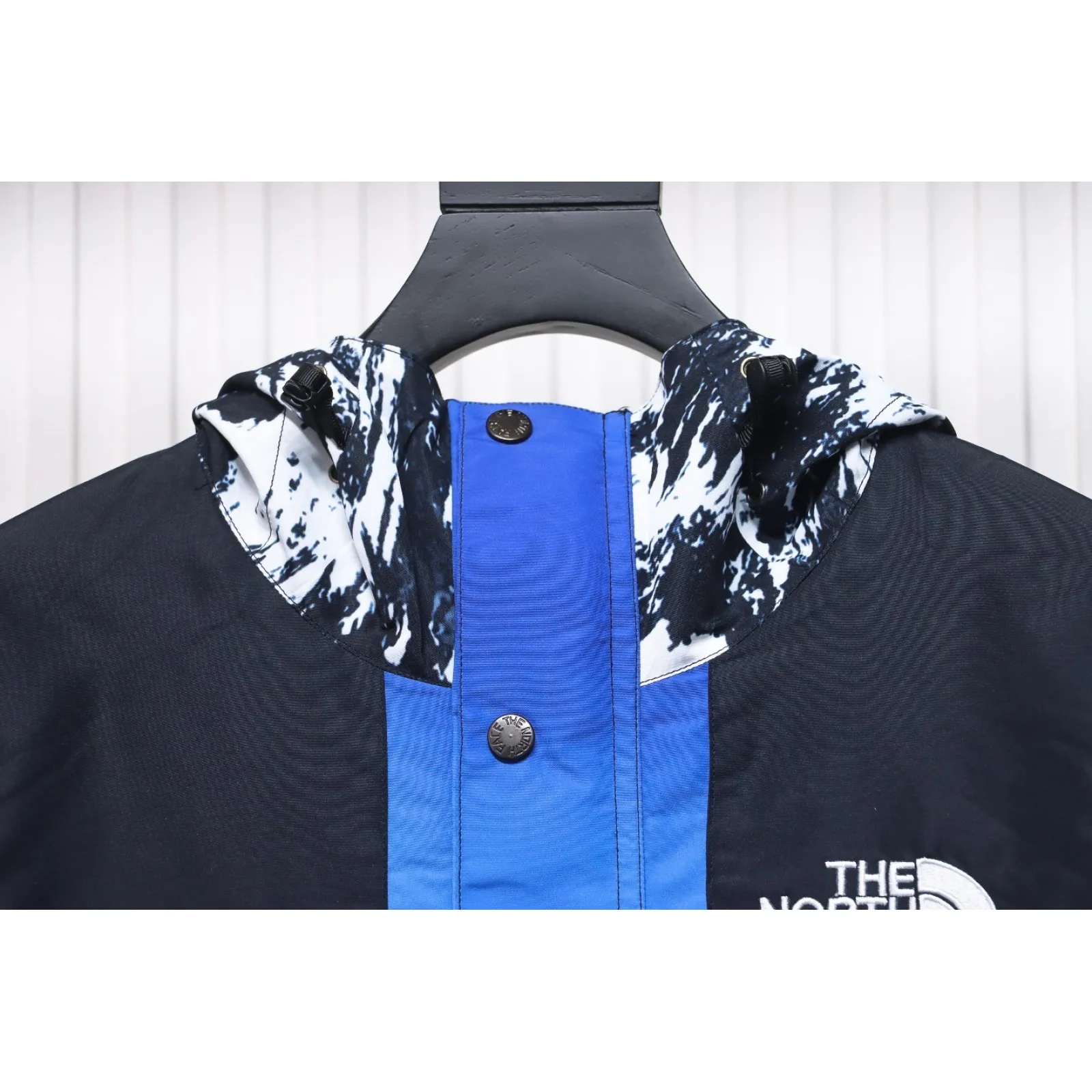 The North Face Mountain Parka Blue White Jacket