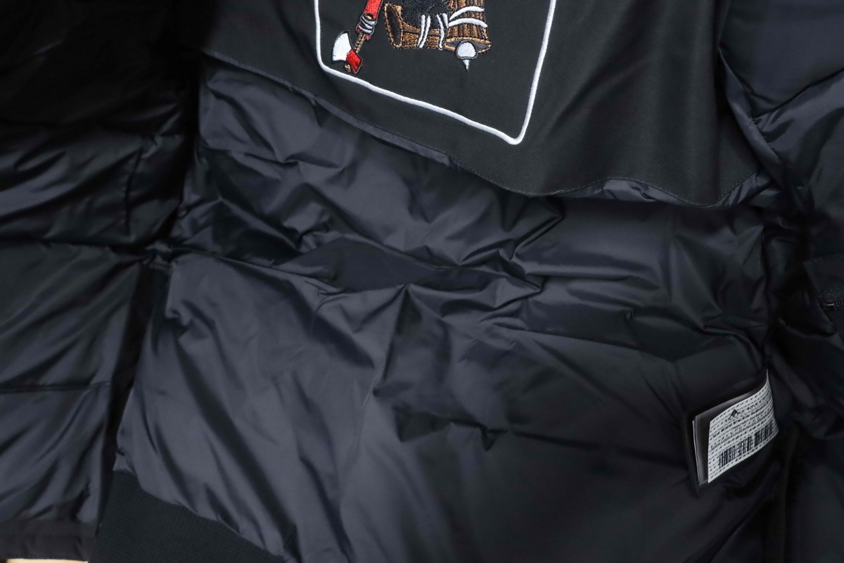 Moose Knuckles Multi-pocket Down Jacket Black(NFC)