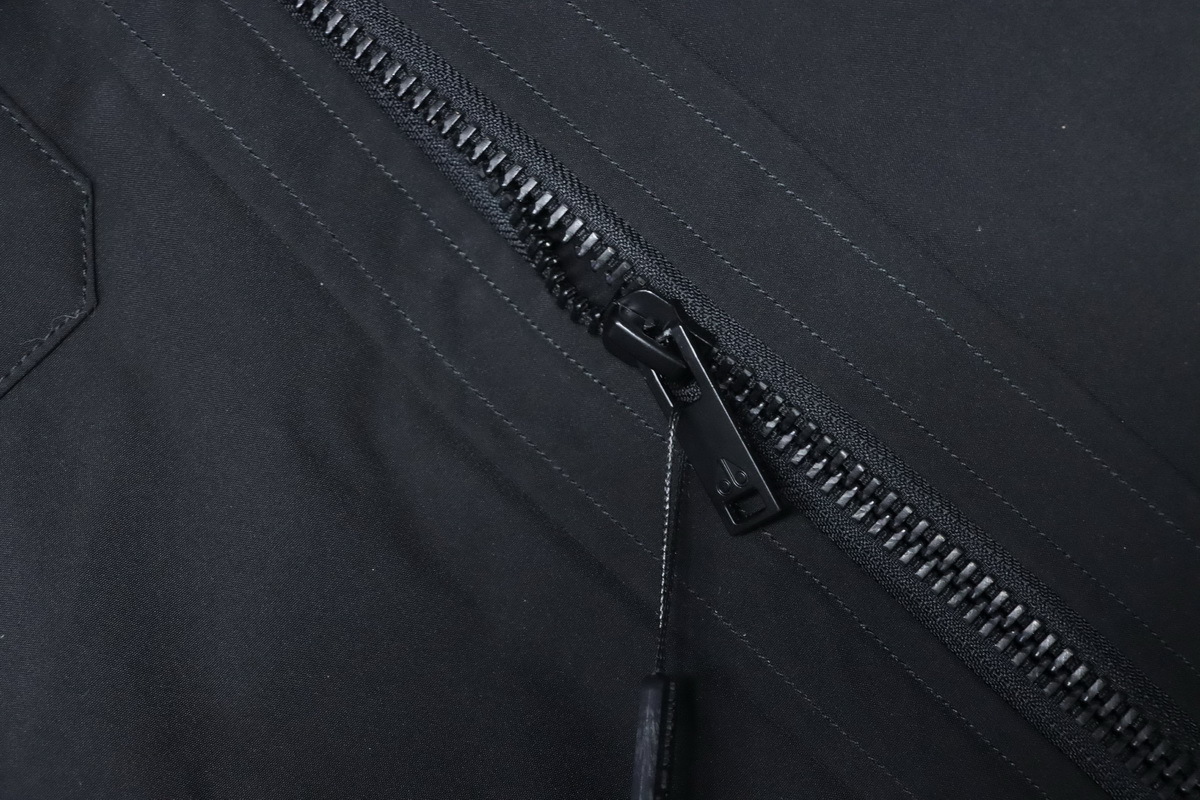 Moose Knuckles Multi-pocket Down Jacket Black(NFC)