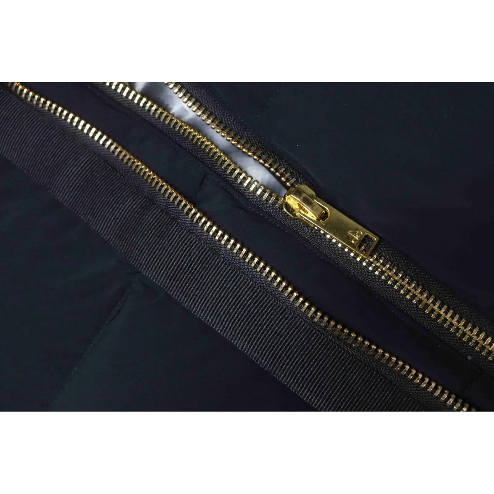 Moose knuckless Golden Scissors Double Zipper Down Jacket Black (NFC)