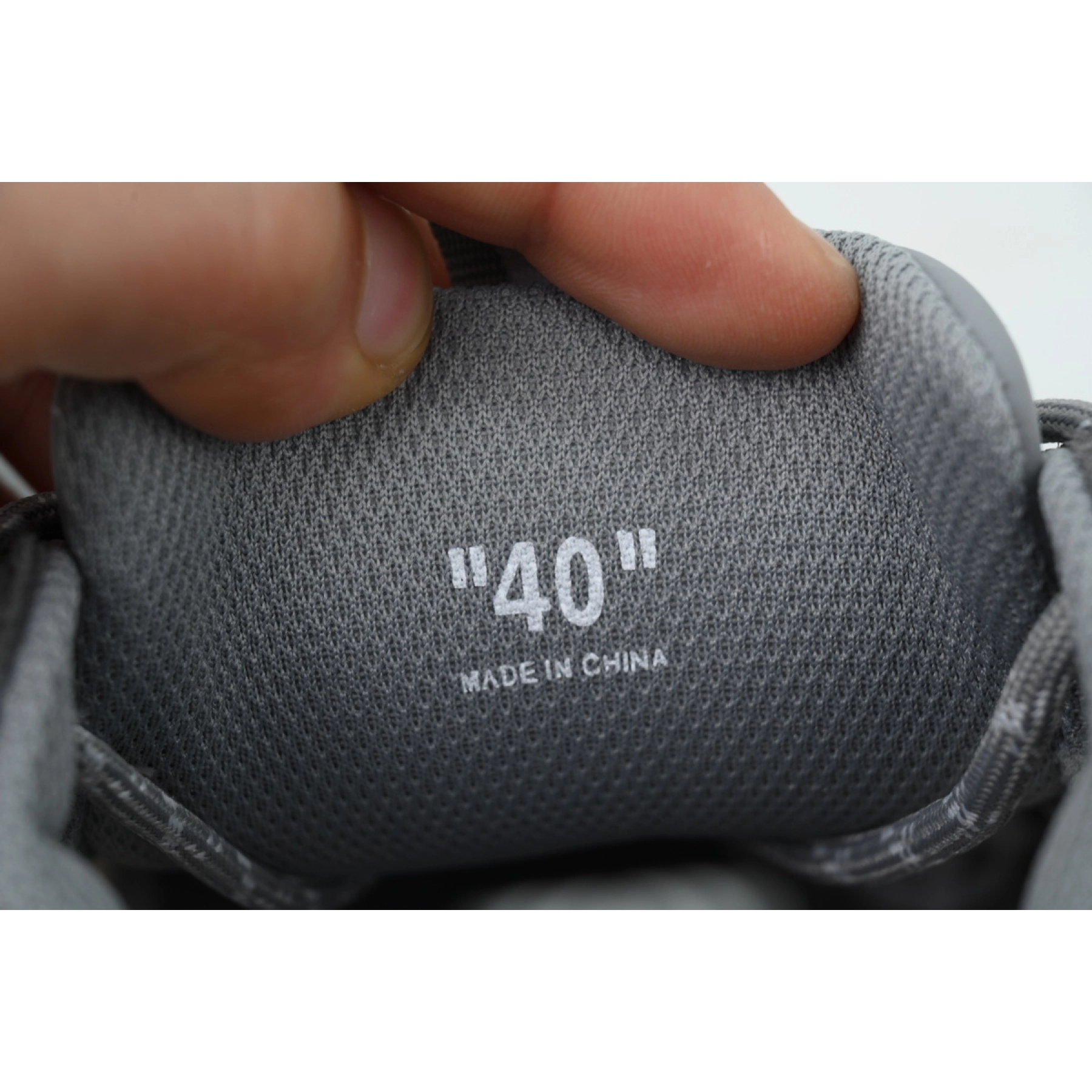 OFF-WHITE Out Of Grey OWIA289F 25LEA001 0805