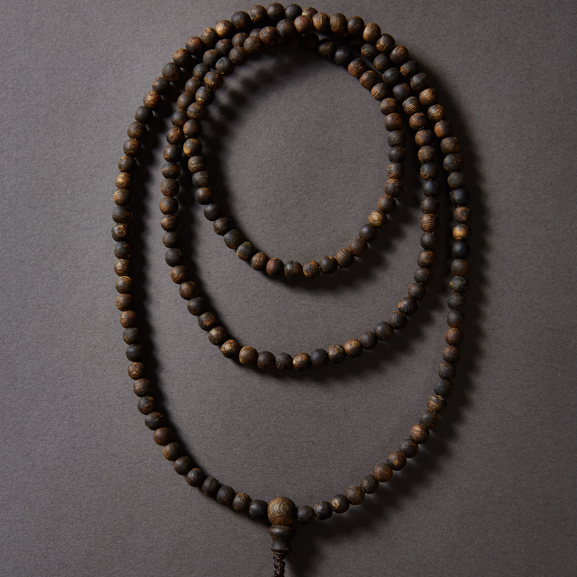 G03-Multi-circle round bead agarwood bracelet