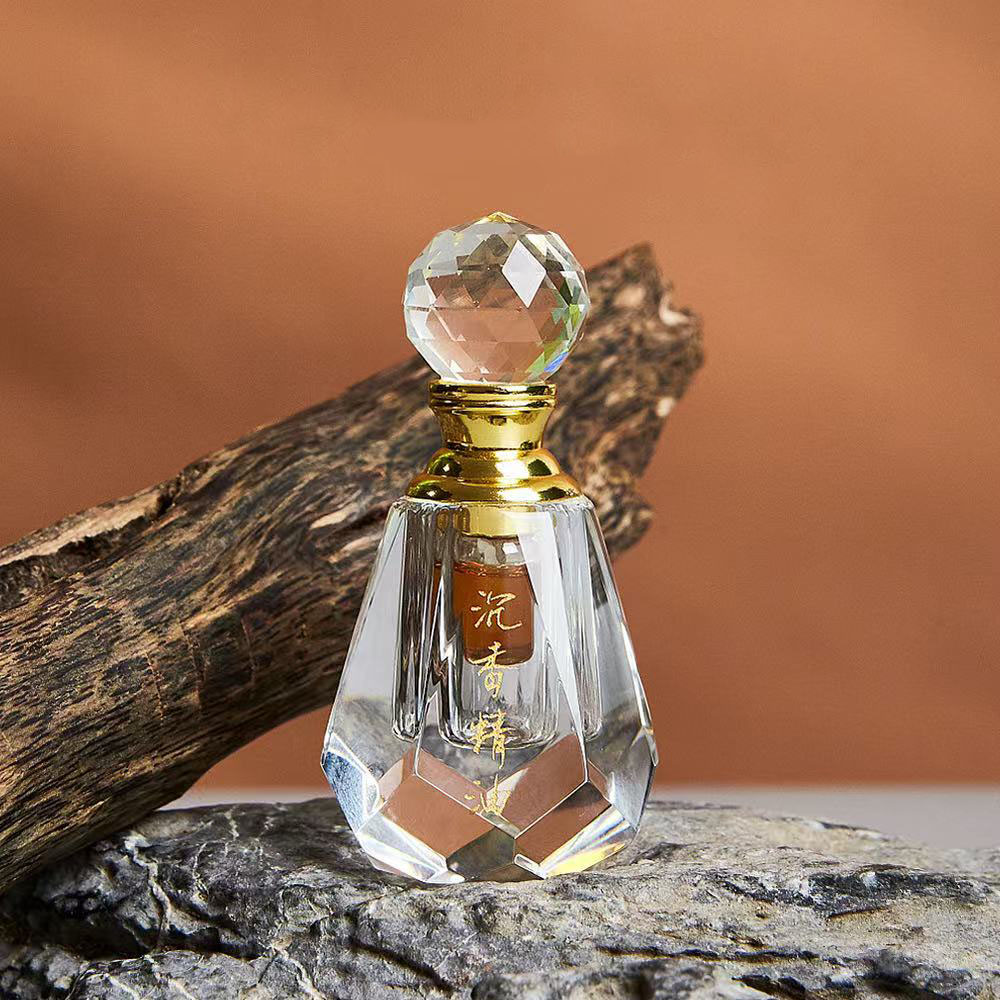 F02-Hainan wood shell agarwood essential oil