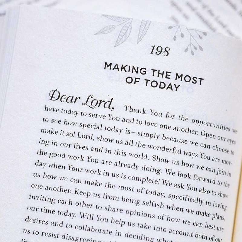 The Marriage Gift by Aaron & Jennifer Smith 365-Day Devotional with Daily Prayers and Biblical Insights for Couples