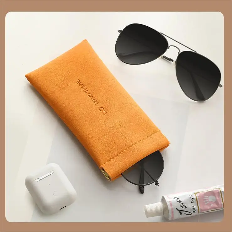 【🔥🔥Buy1 get 1free】Leather Eyeglasses Cases PU Soft Sunglasses Pouch Squeeze Top Portable Glasses Cases for Men Women