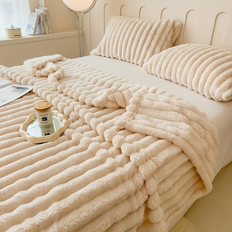 Luxurious ultra-soft blanket, solid color, warm and comfortable. baby blanket is suitable for sofas, beds, offices and nurseries, an ideal gift for all seasons.