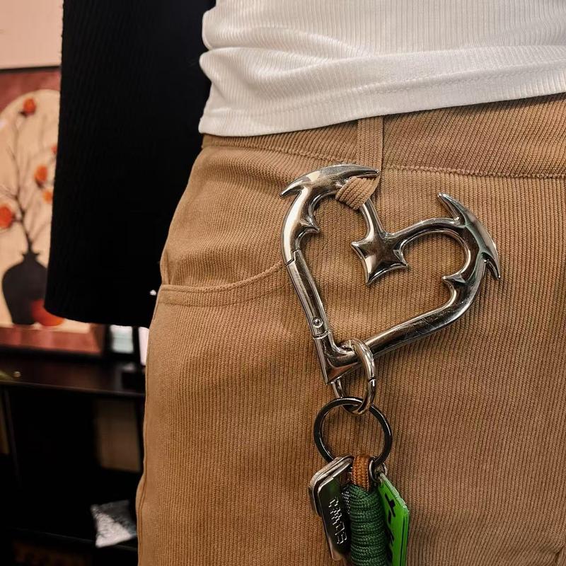 🔥Heartbreaker Carabiner Gothic Heart-Shaped Metal Keychain