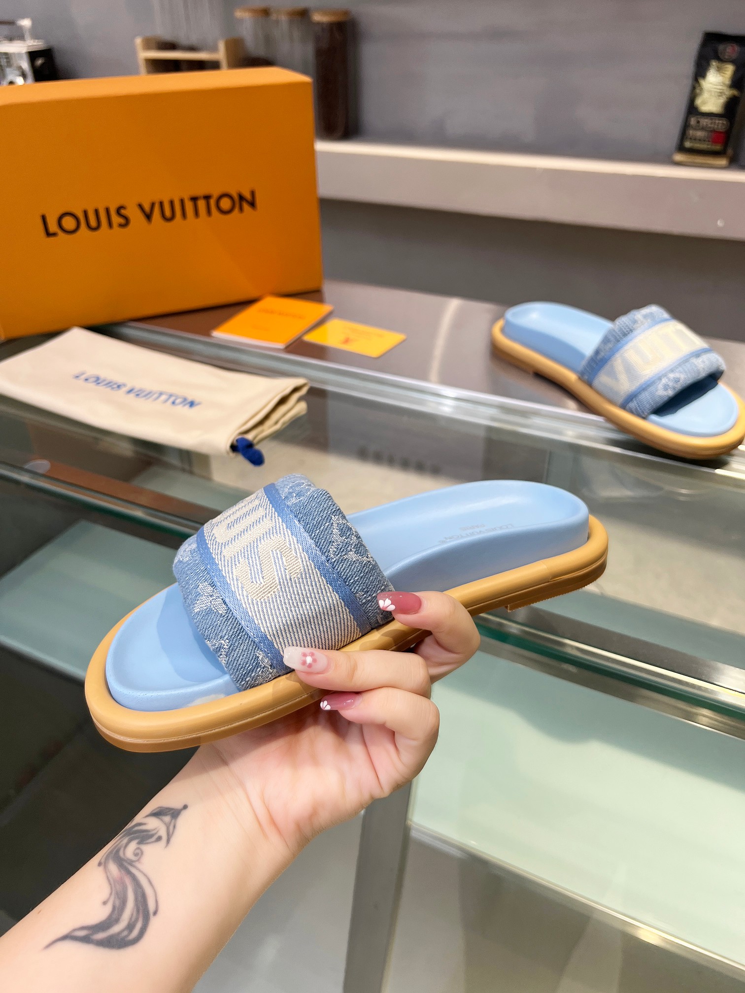 Women designer slipper slides sandal summer sandals shoes Latest fashion casual slippers Original webbing